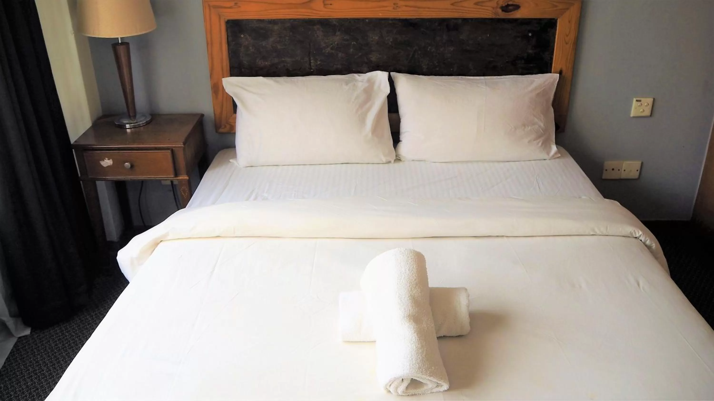 Bed in Leo Palace Hotel Classic Wing, WTC Kuala Lumpur