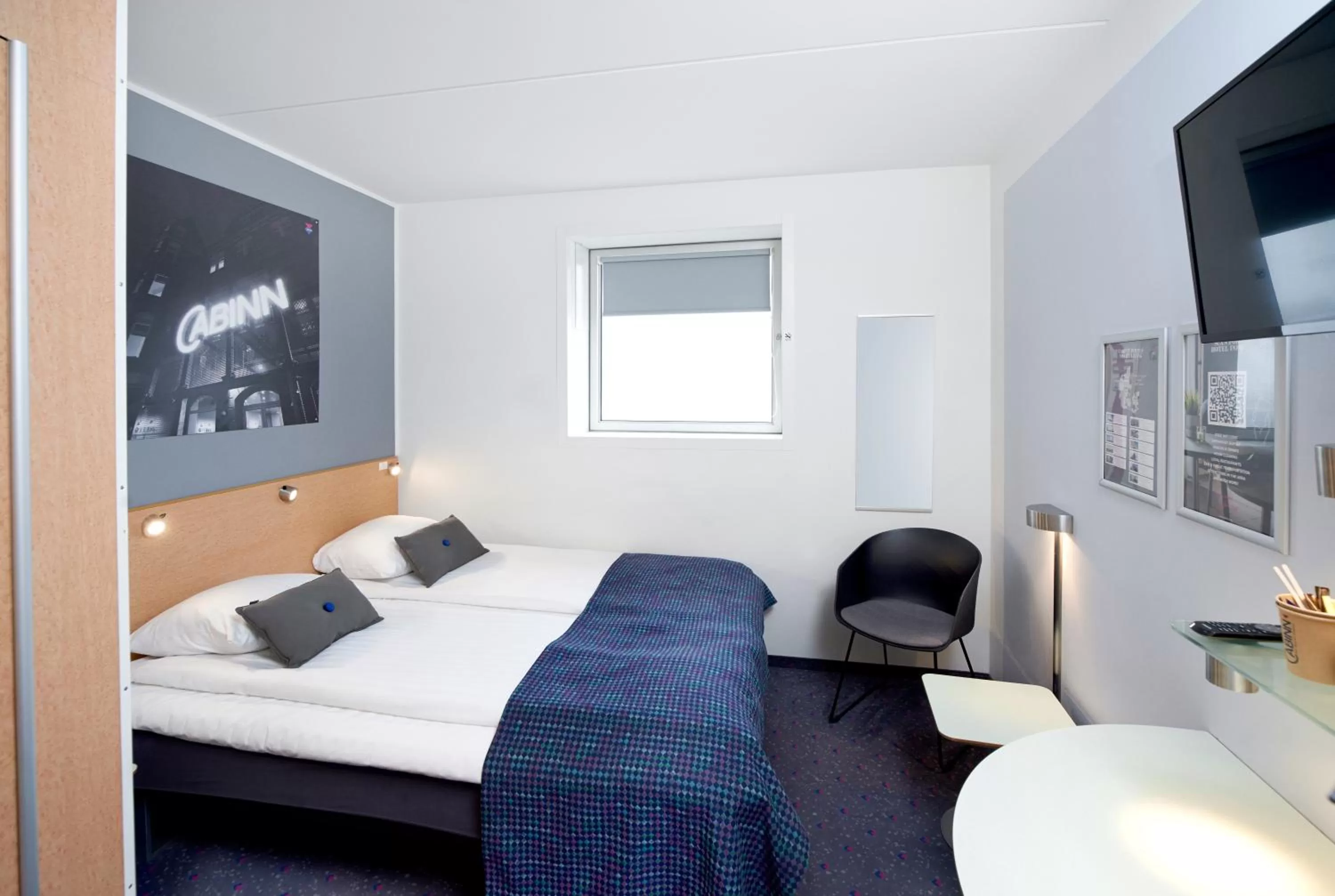 Captain Room with Double Bed in Cabinn Metro