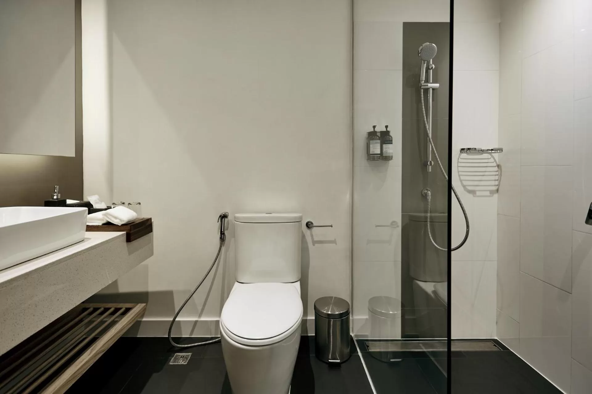 Bathroom in Casa 17 Hotel Bangkok