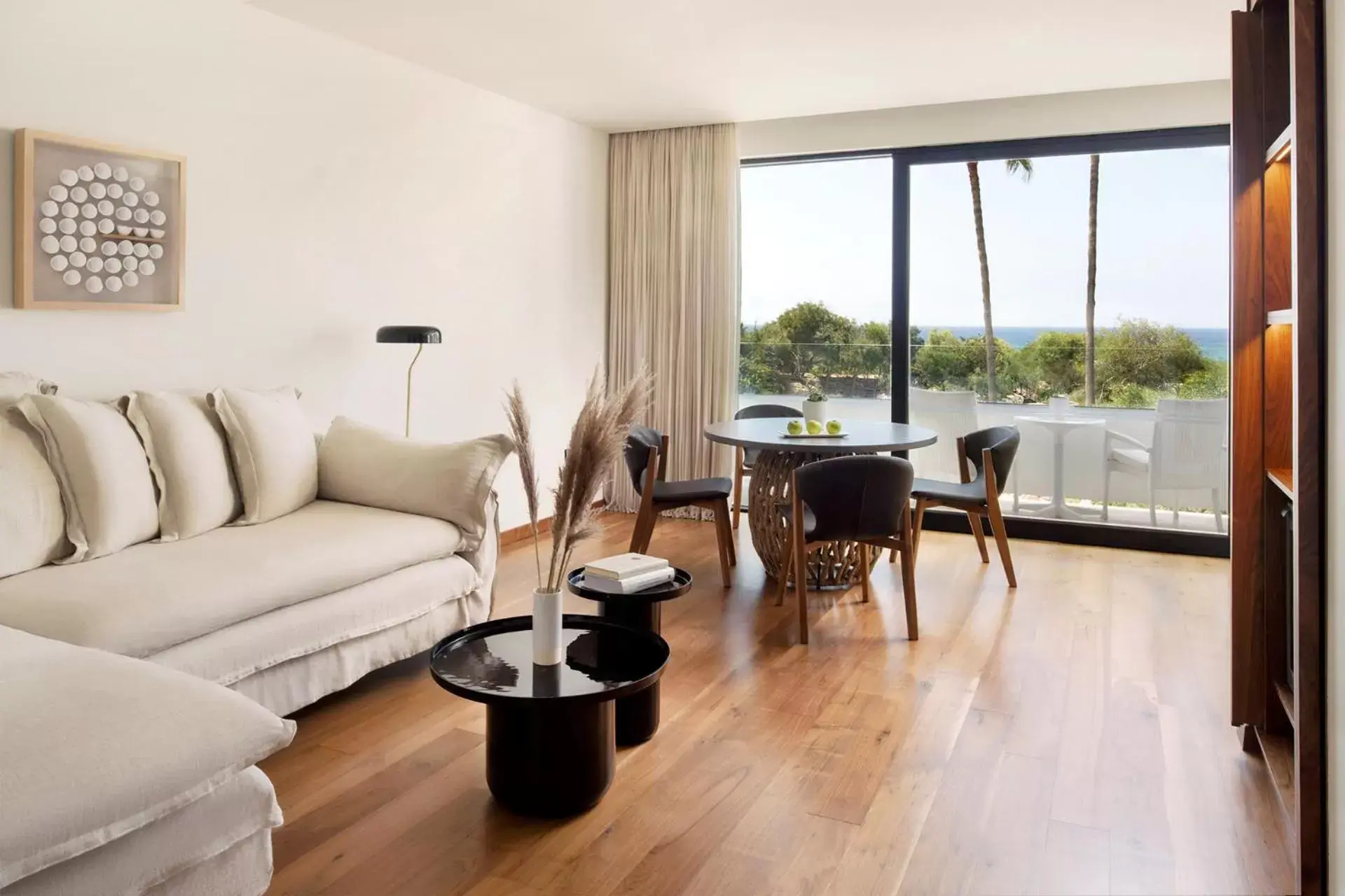 Junior Suite in Grecian Bay Junior Suite in Grecian Bay