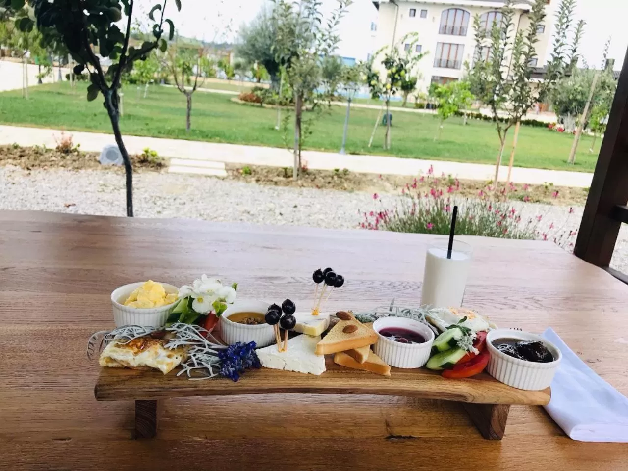 Breakfast in Vinea Resort