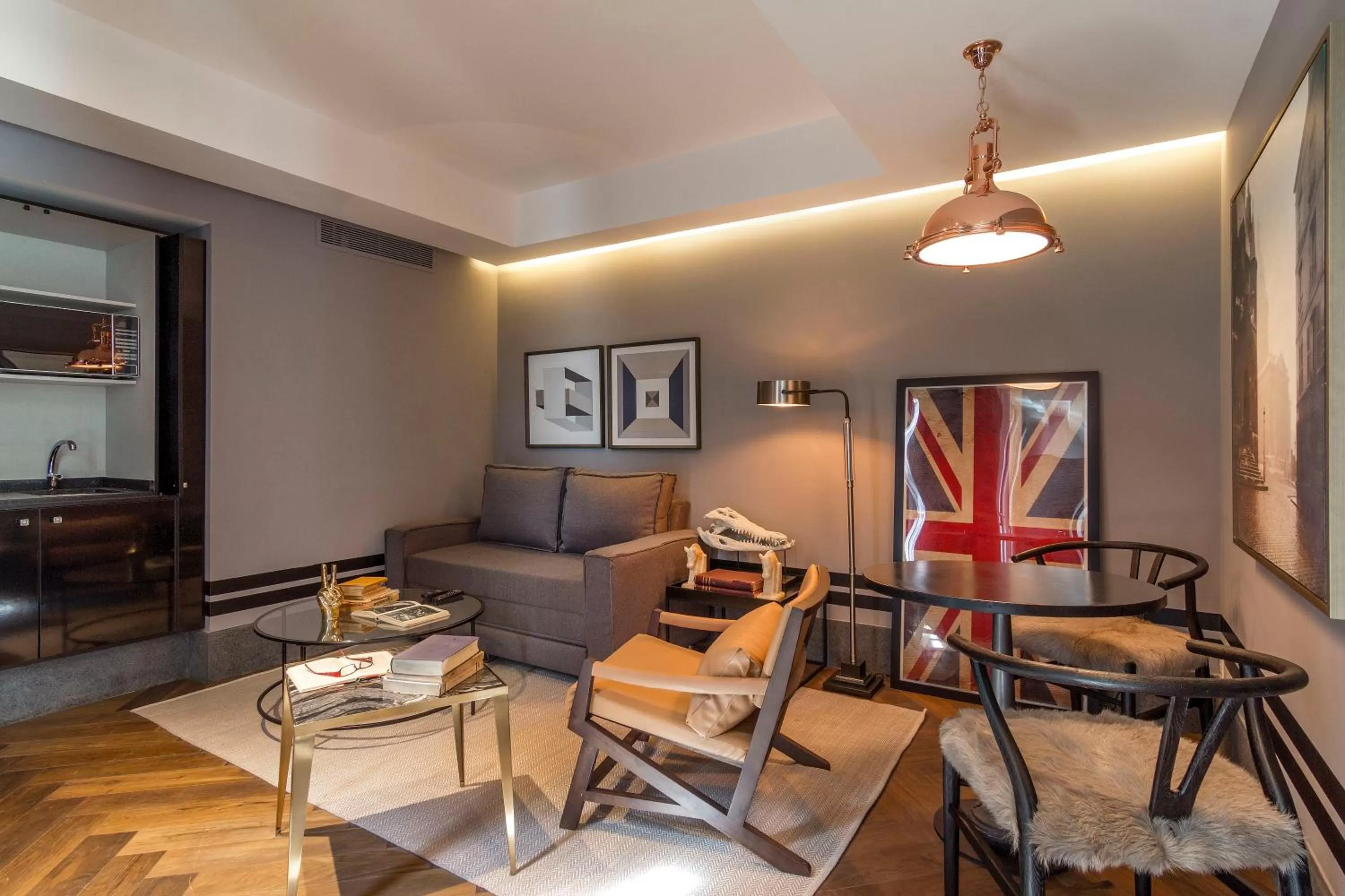 Living room in The Wild Oscar