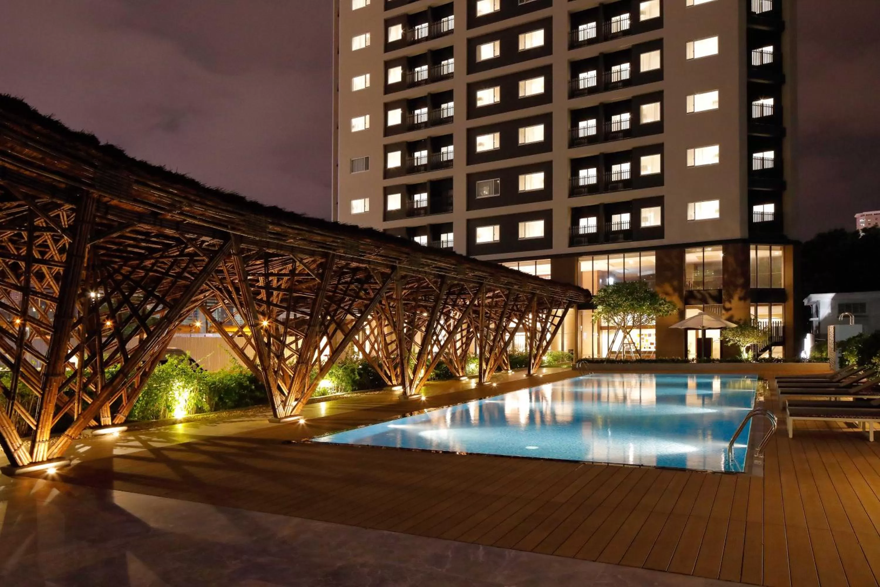 Swimming pool in Roygent Parks Hanoi