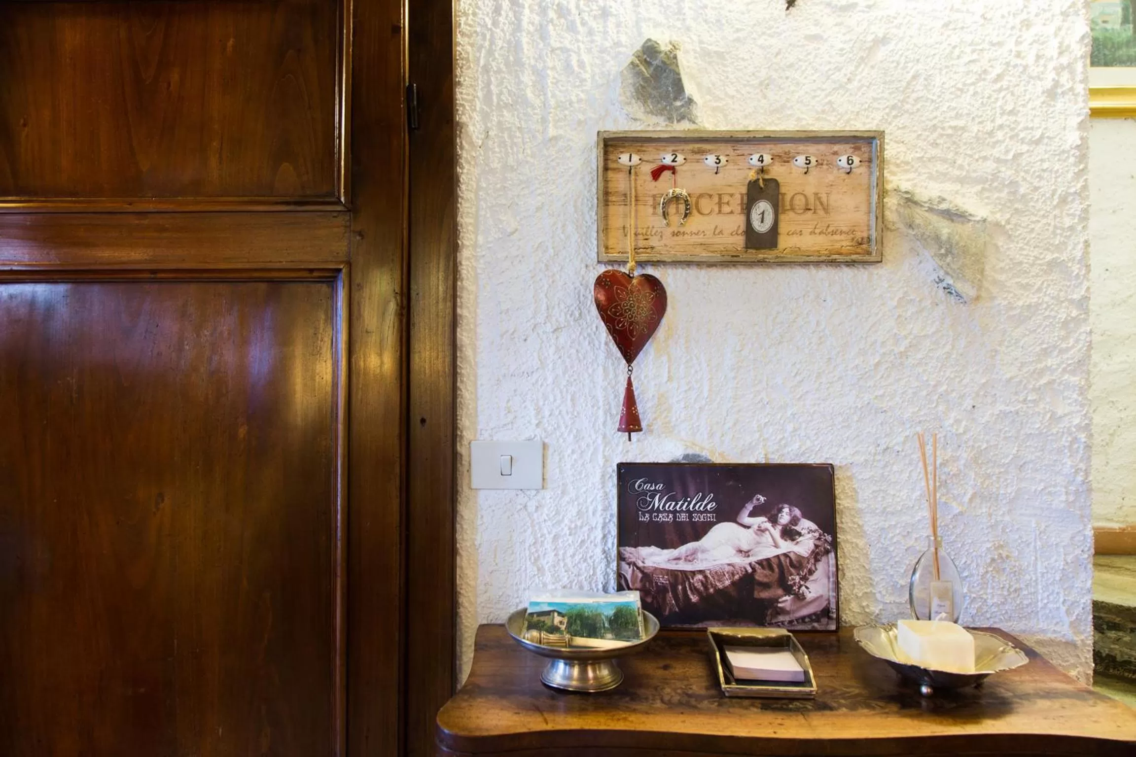 Decorative detail in Casa Matilde