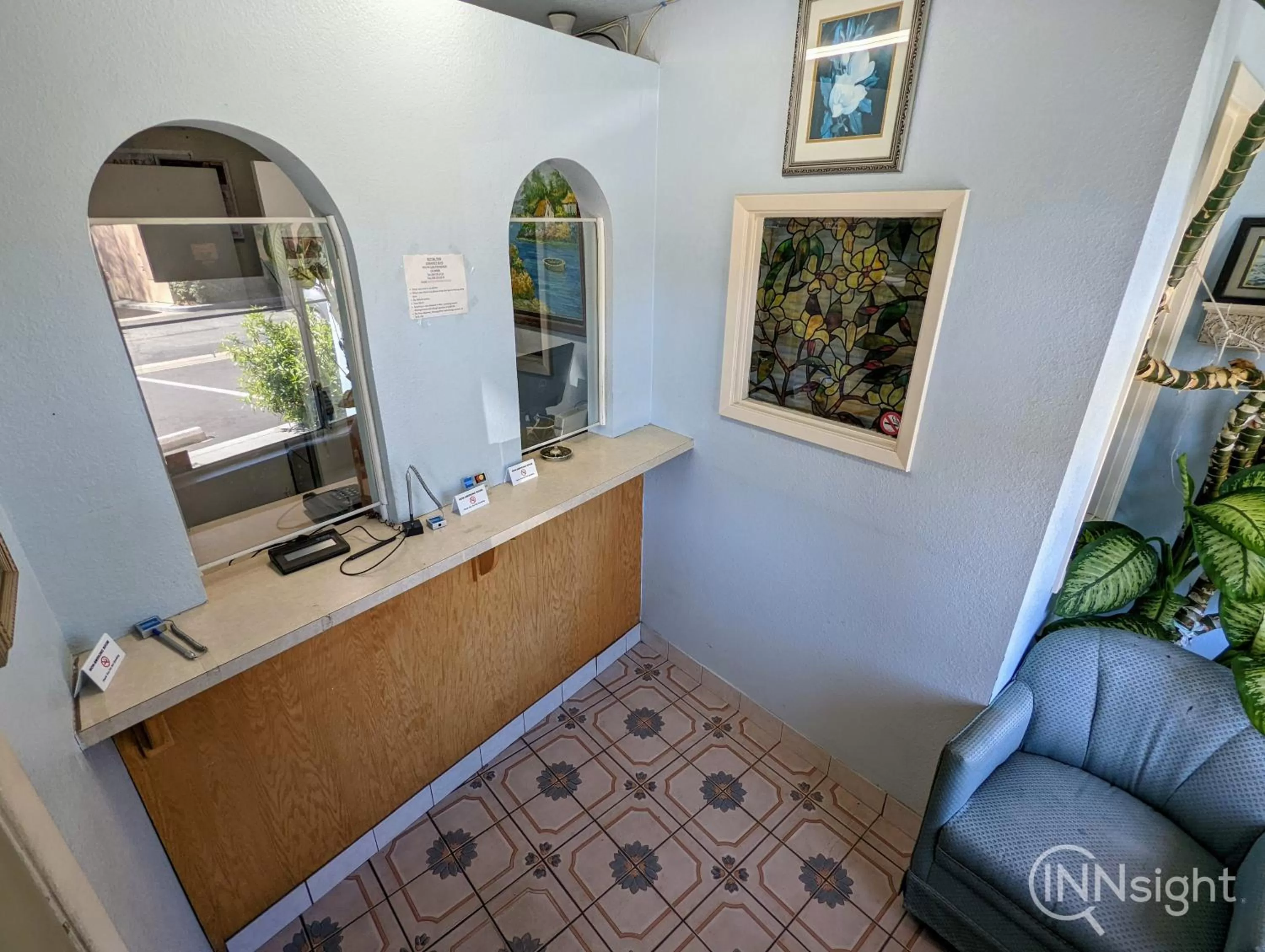 Lobby or reception in Royal Inn