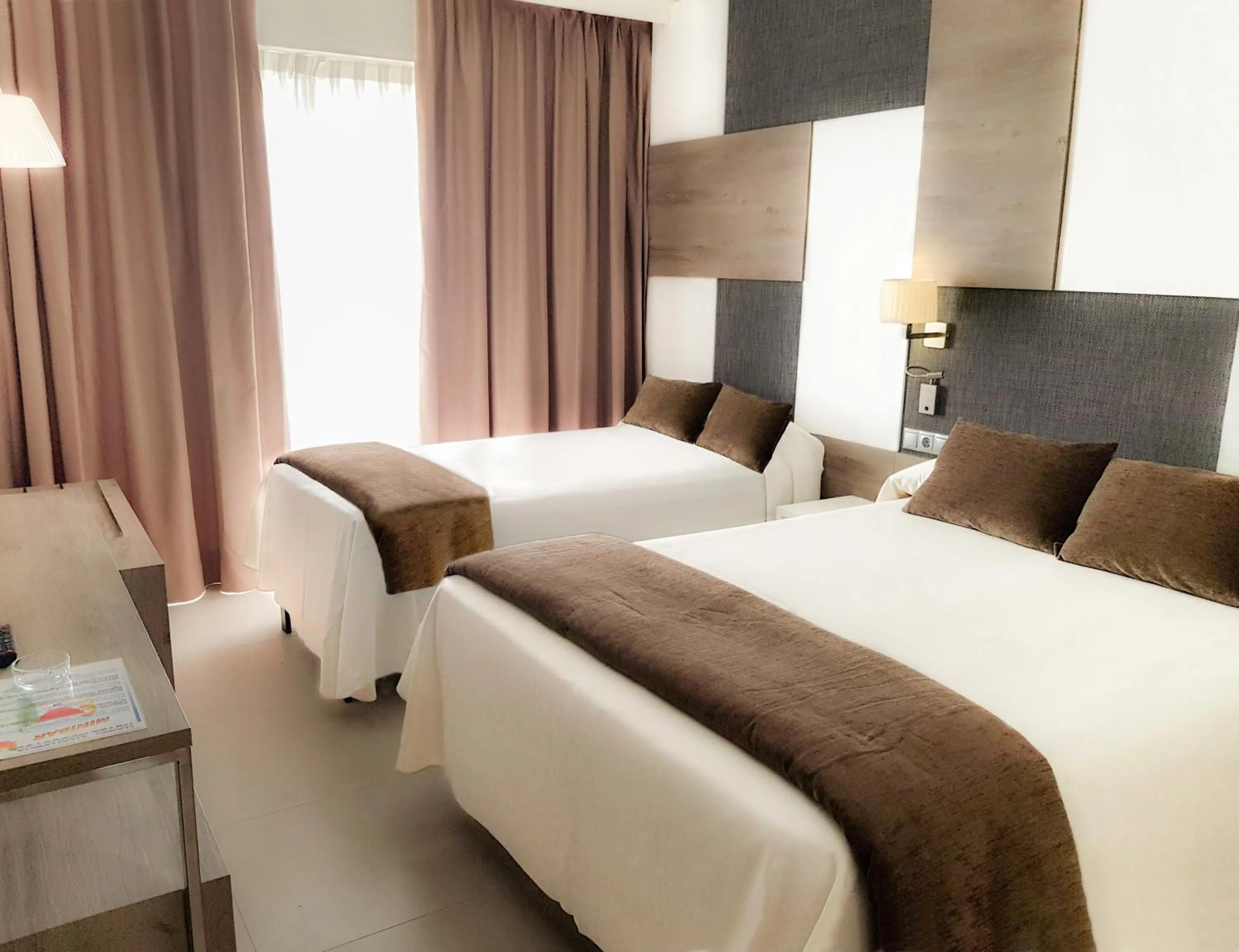 Bed in Hotel Cesar Augustus