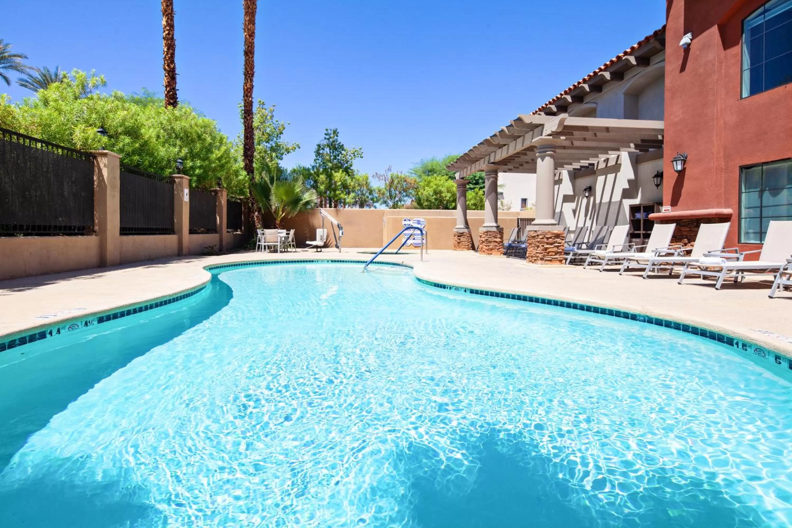 Swimming pool in Holiday Inn Express & Suites Rancho Mirage - Palm Spgs Area by IHG