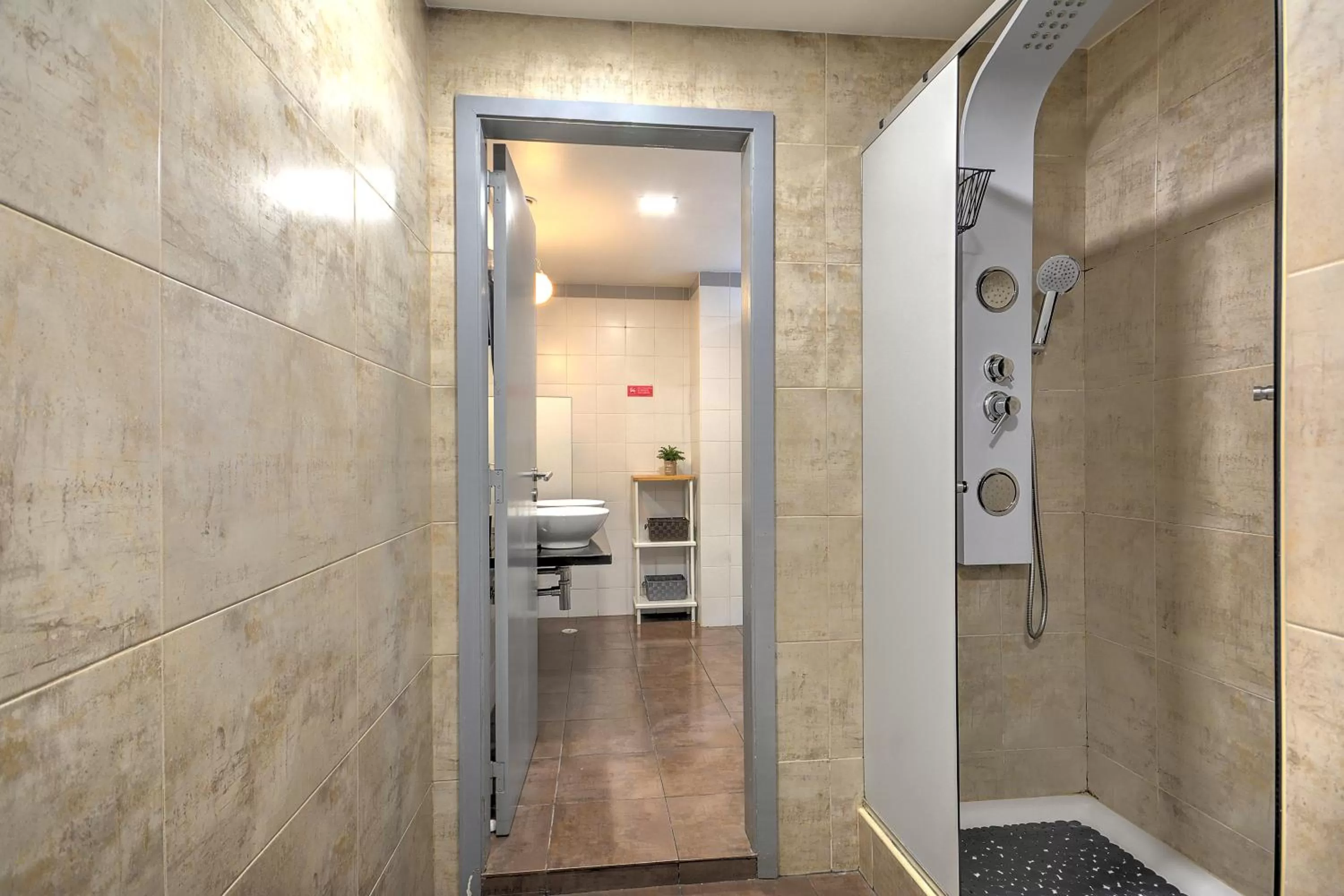 Shower in Inn Bairro Alto BA Sweet