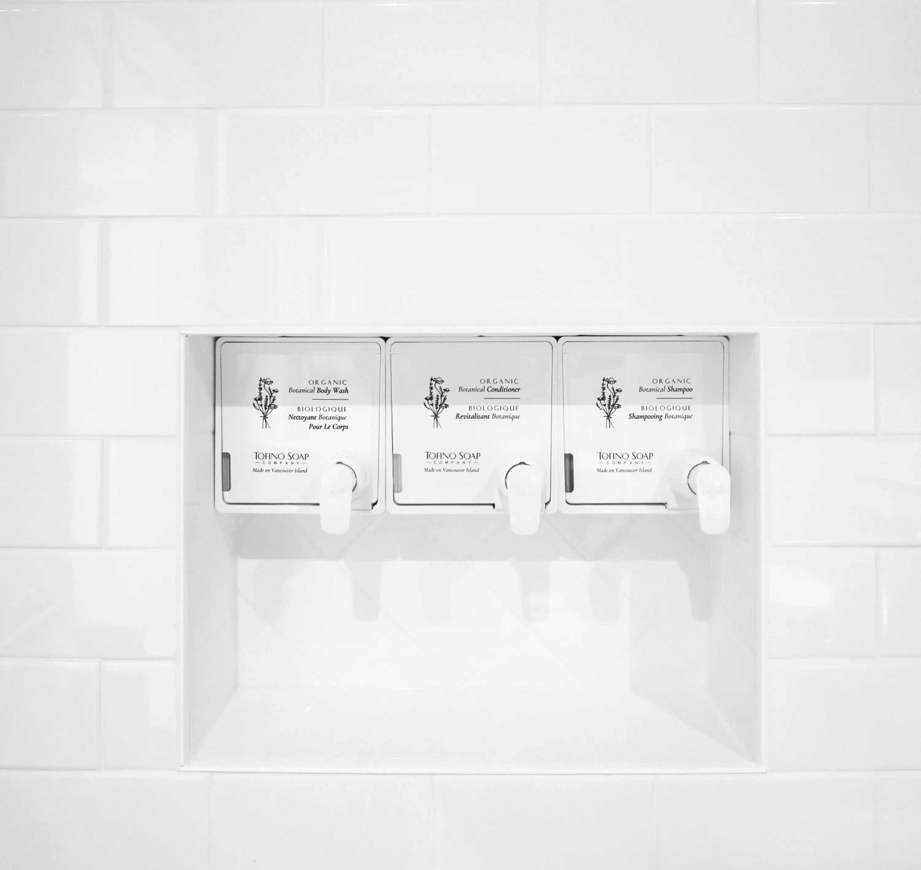 Shower in Pluvio restaurant and rooms