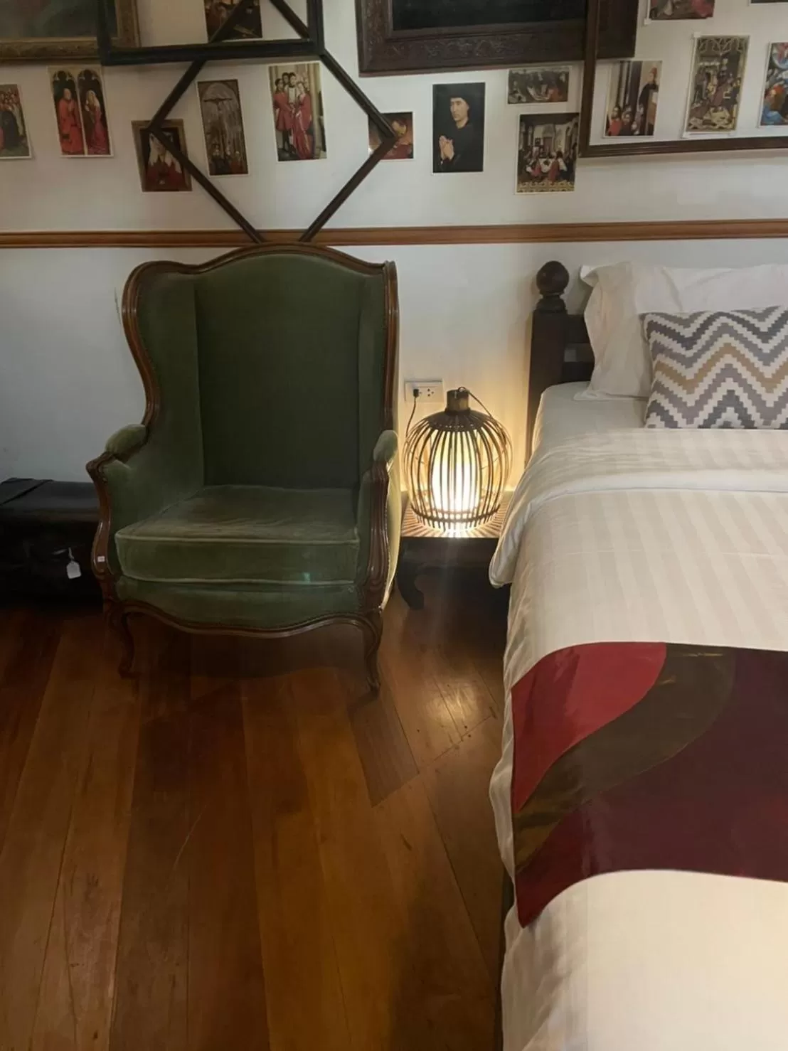 Bed in 103 - Bed and Brews