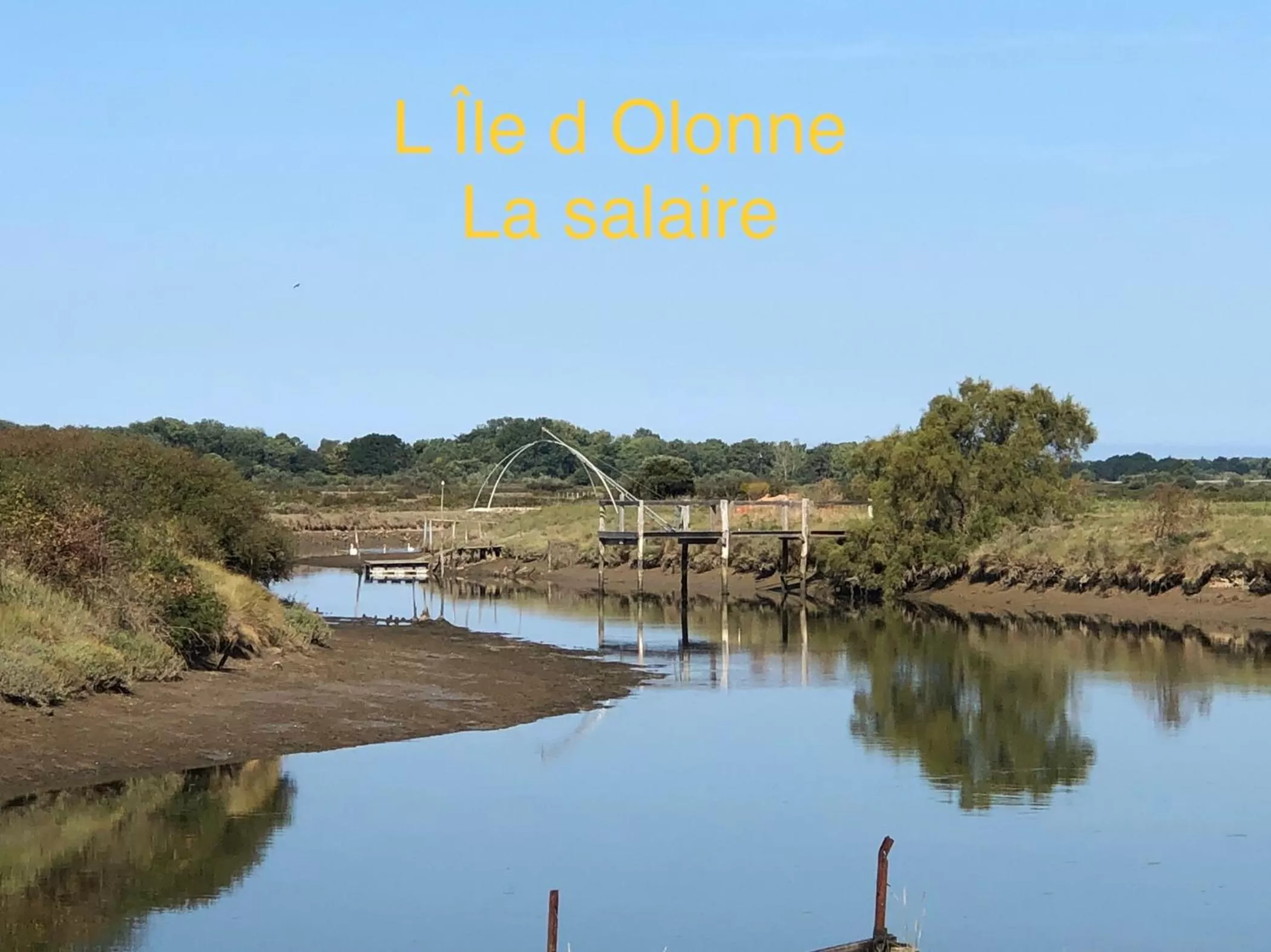 Neighbourhood in L Atypique