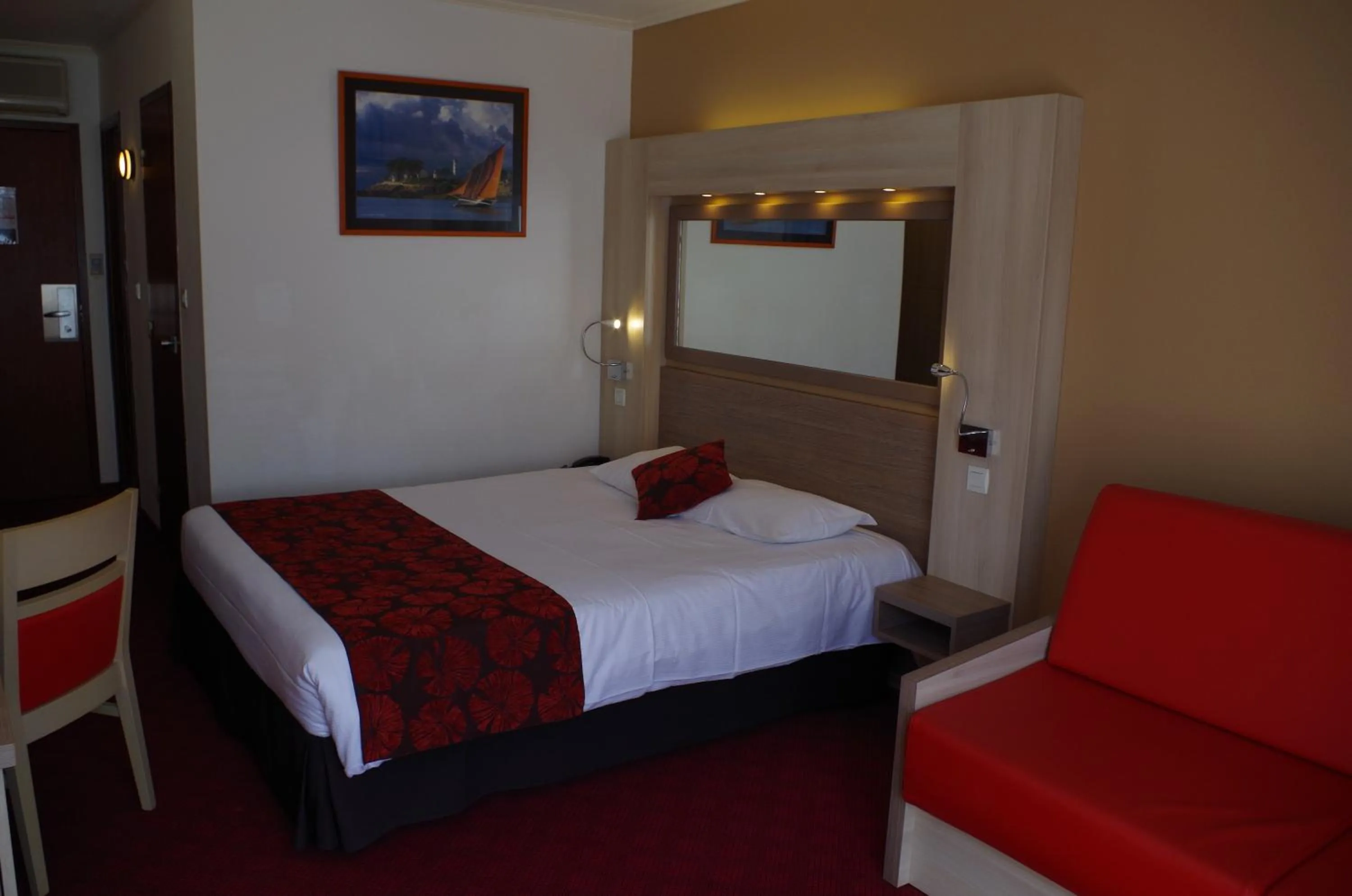 Bed in The Originals Boutique, Hôtel Aquilon, Saint-Nazaire