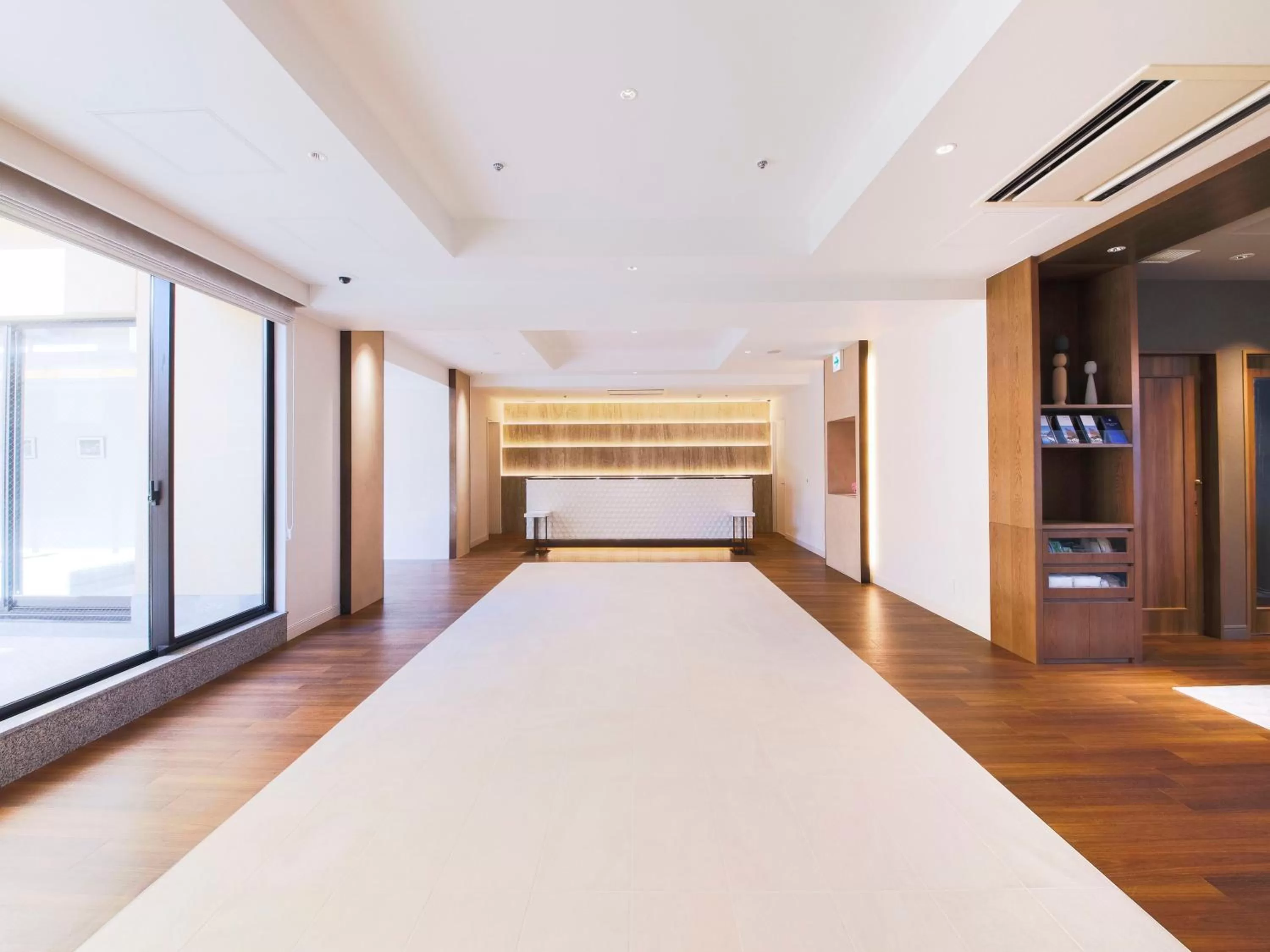 Lobby or reception, Bed in HOTEL MYSTAYS Aomori Station