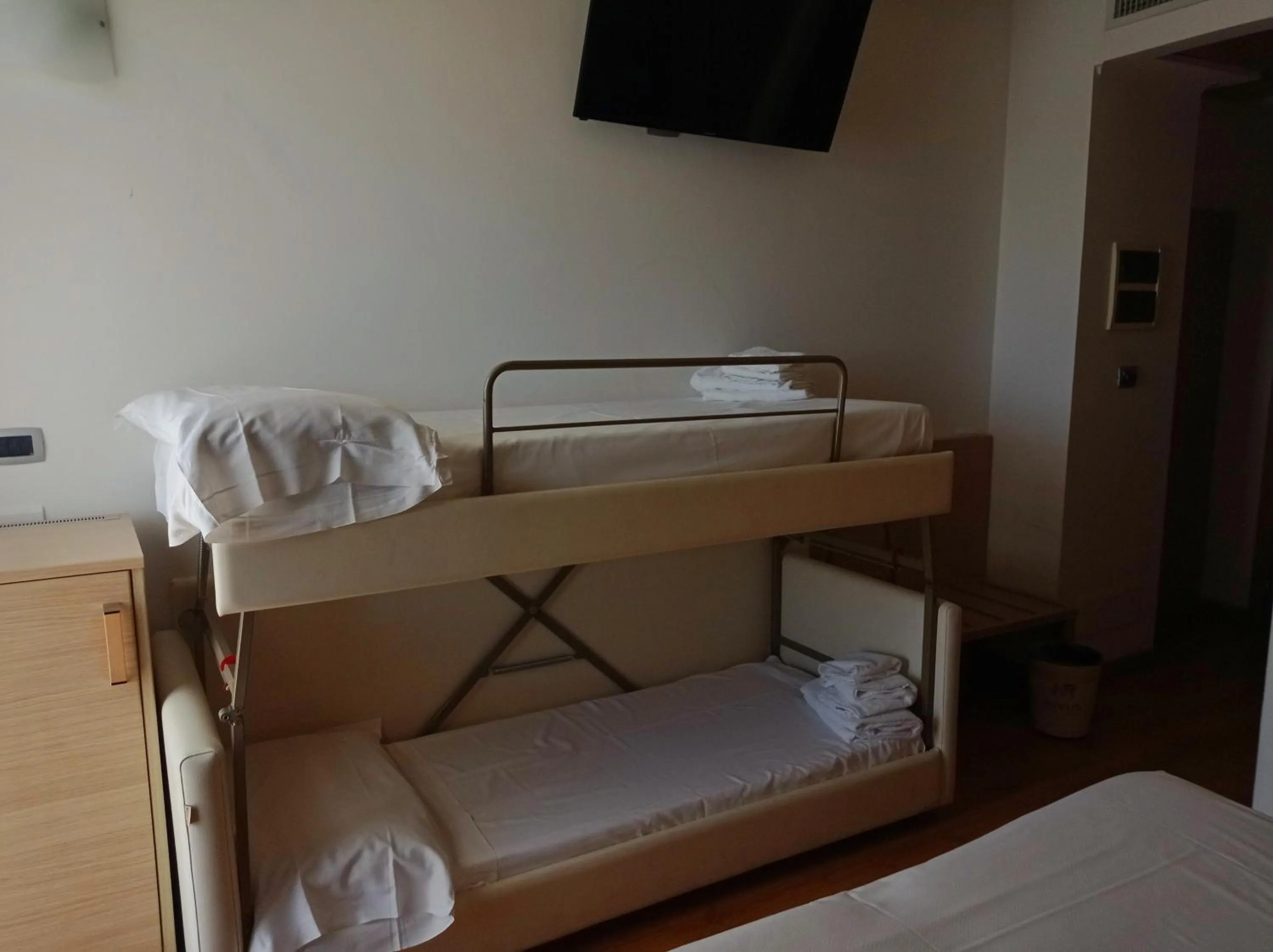 bunk bed, Bed in Hotel Rivus