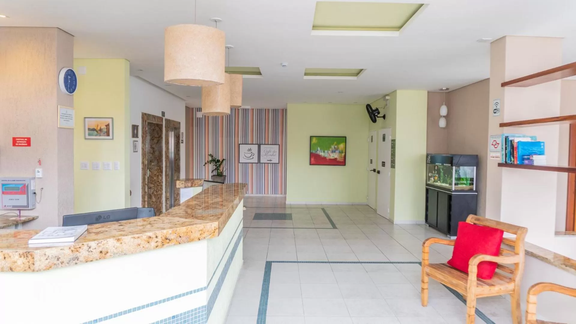 Lobby or reception in UPG Hotel