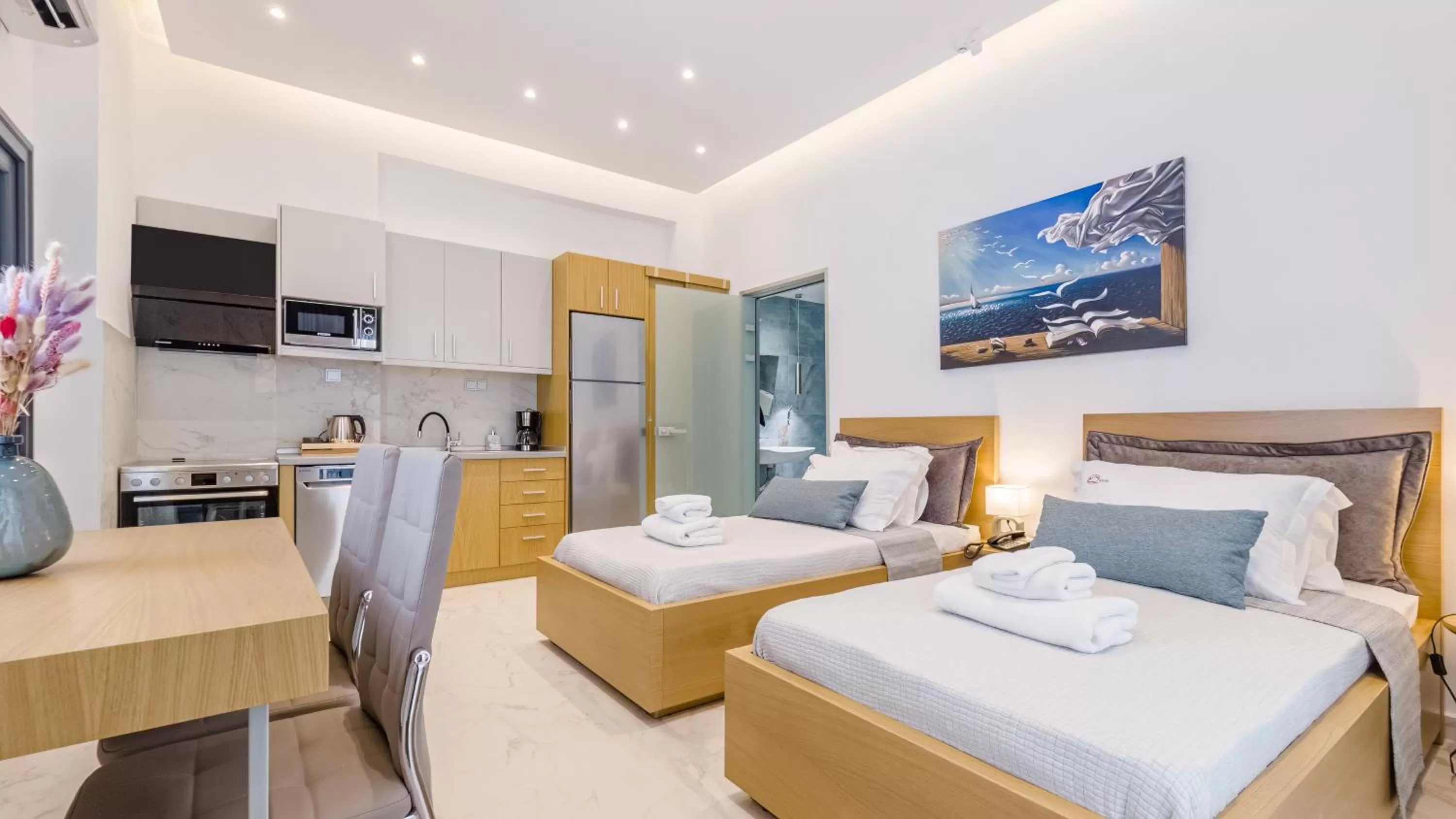 Kitchen or kitchenette, Bed in Kima Premium Apartments