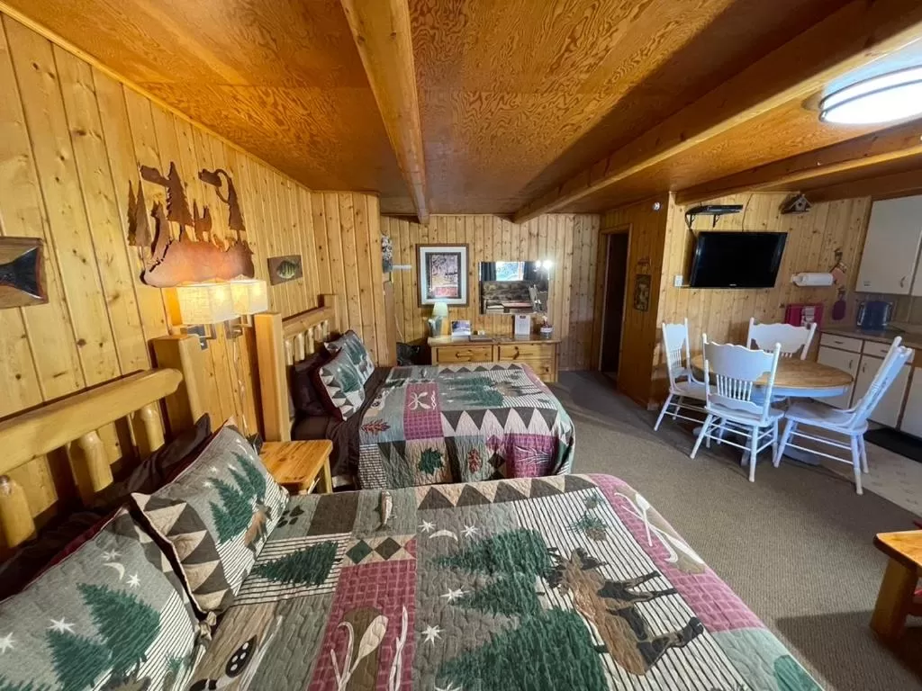 Sportsman Lodge Melrose MT