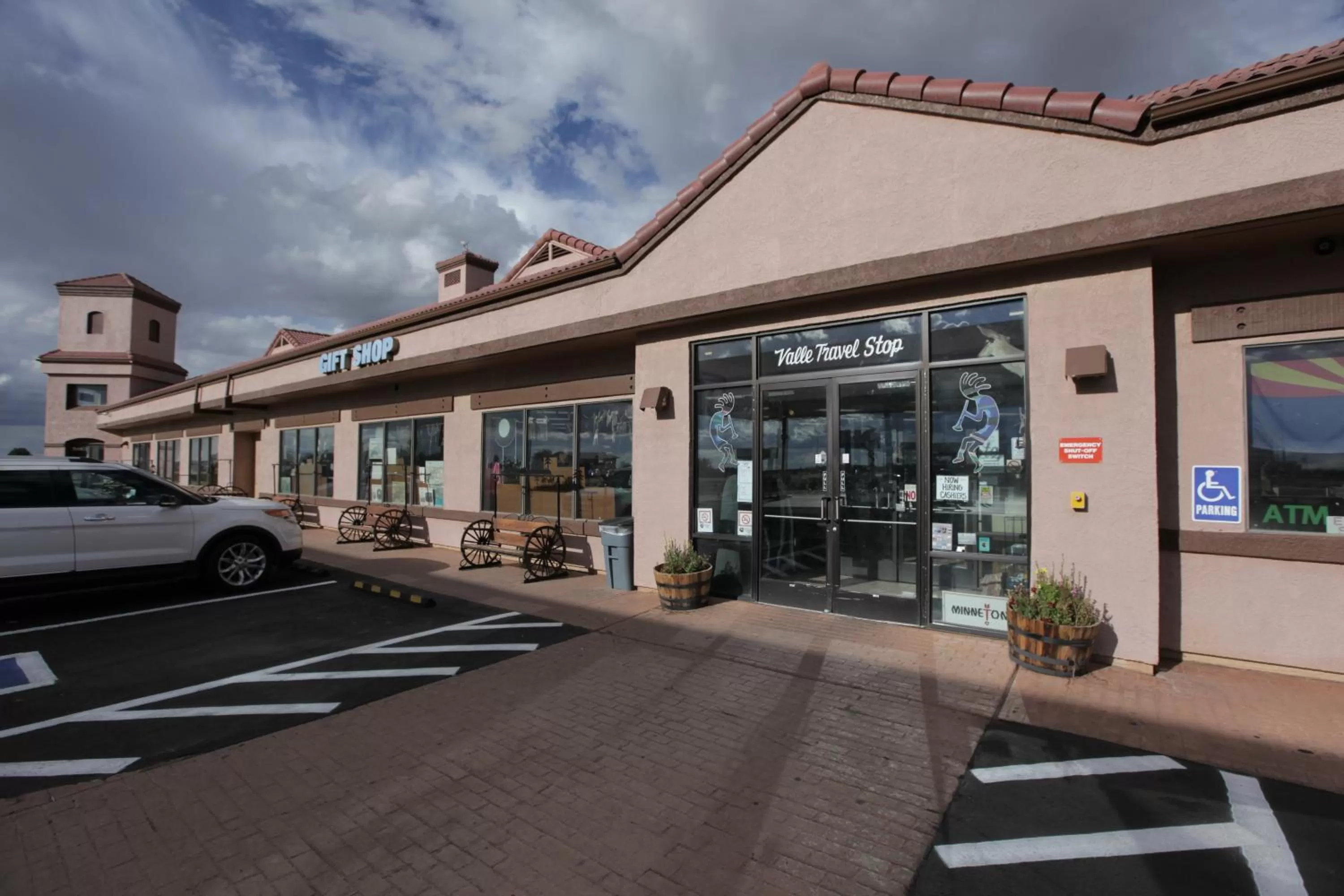 Shopping Area in Grand Canyon Inn and Motel - South Rim Entrance