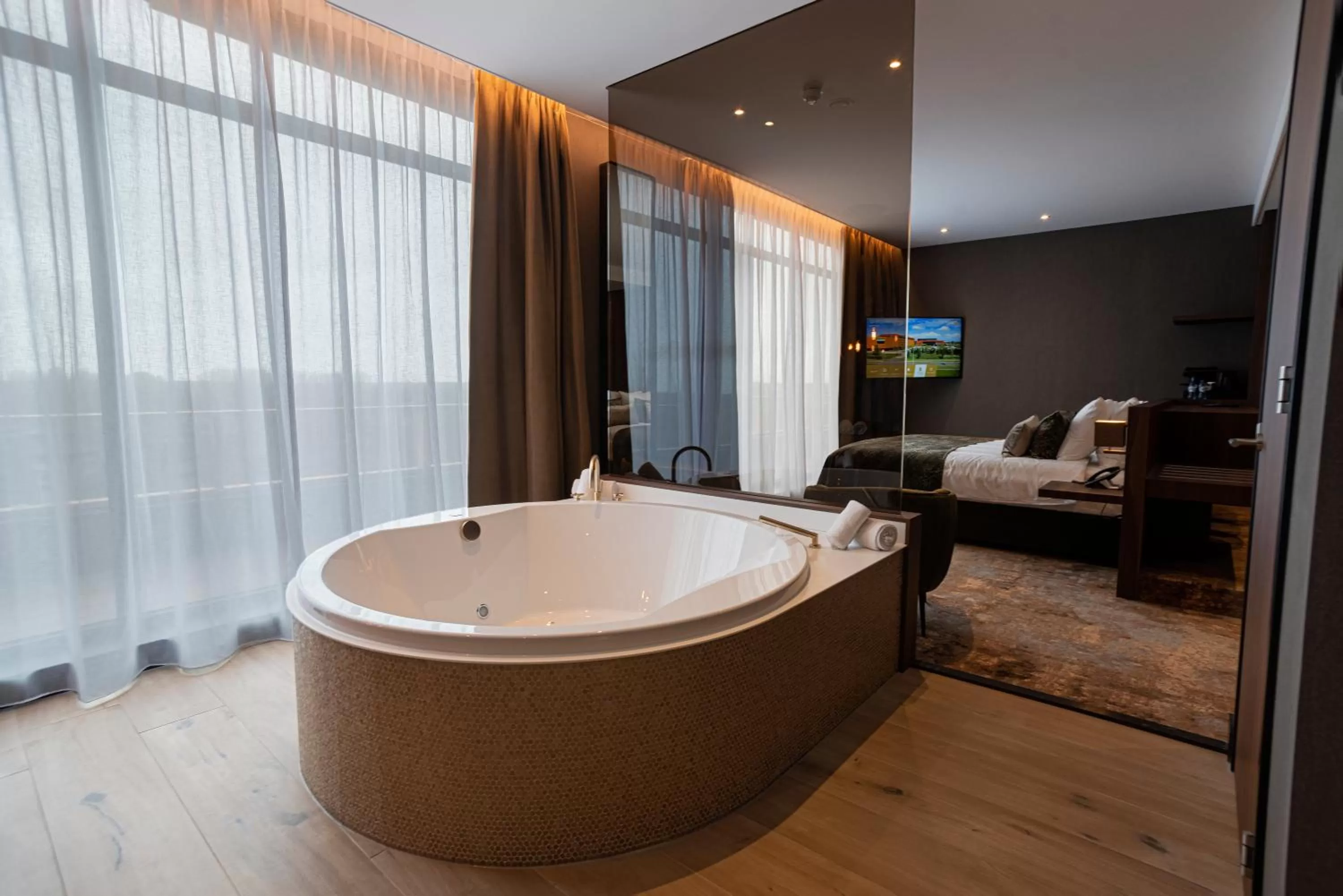 Bath in Van Der Valk Hotel Almere