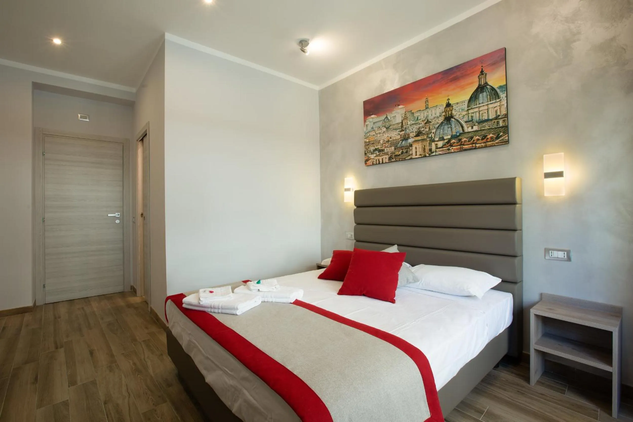 Photo of the whole room, Bed in Vatican City Relais