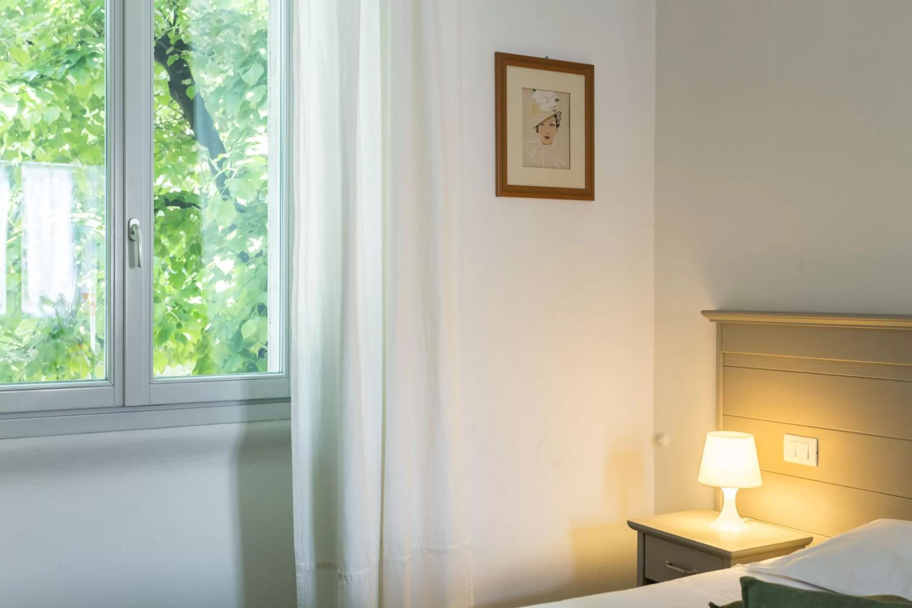 Bed in The Leoncino Hotel