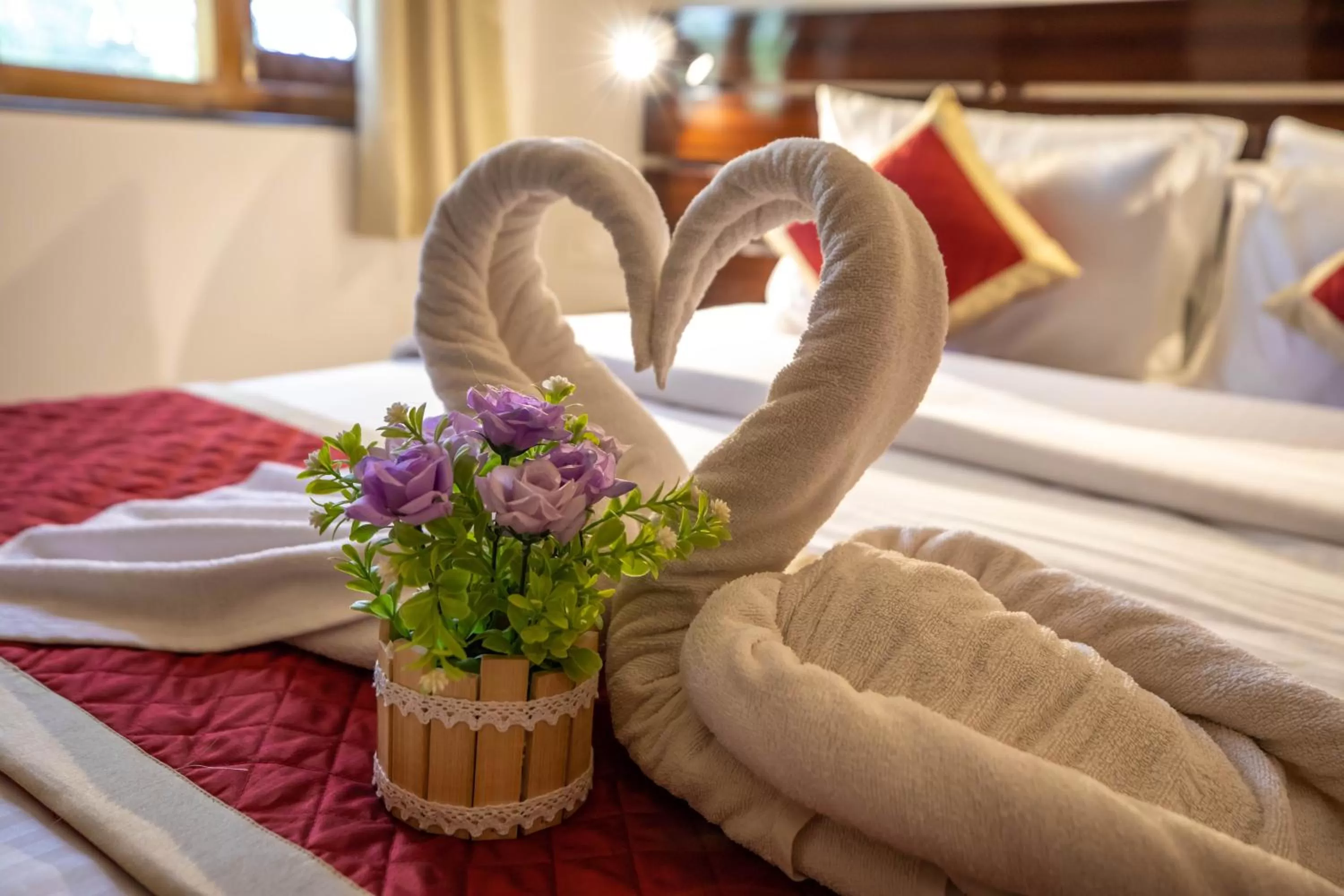 Bed in The Woodside Inn