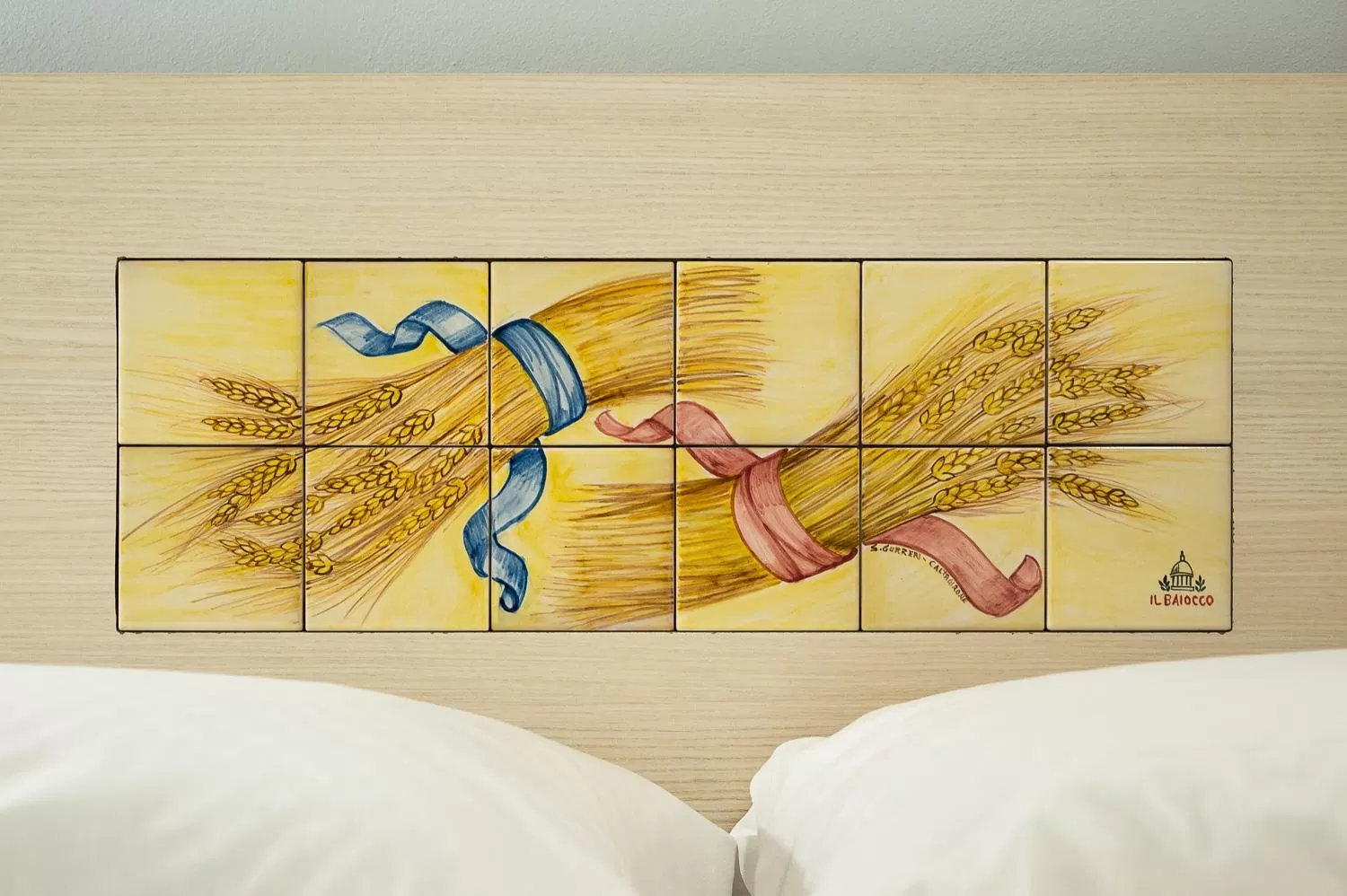 Decorative detail, Bed in Il Baiocco