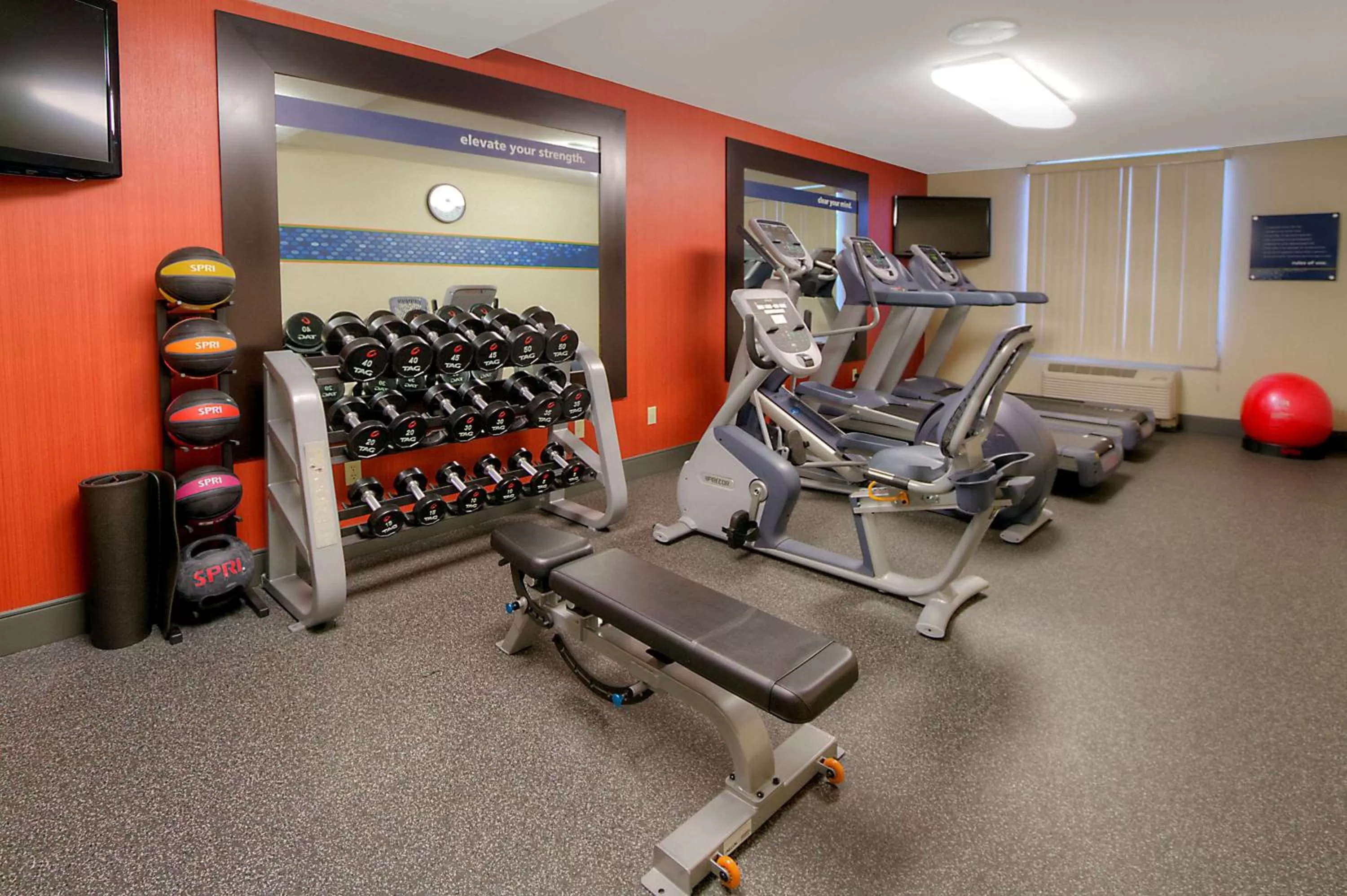 Fitness centre/facilities in Hampton Inn Milpitas