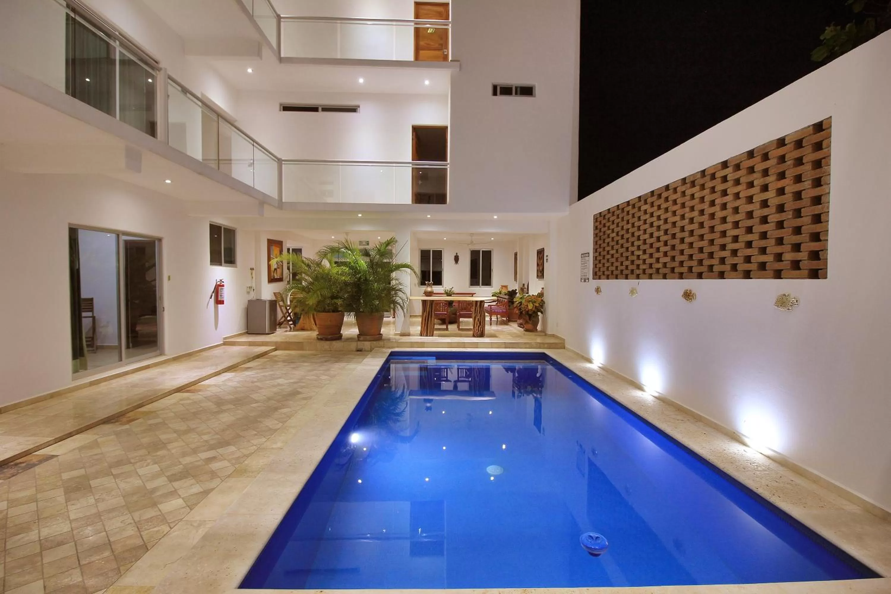 Swimming pool in Hotel Casa Pridda