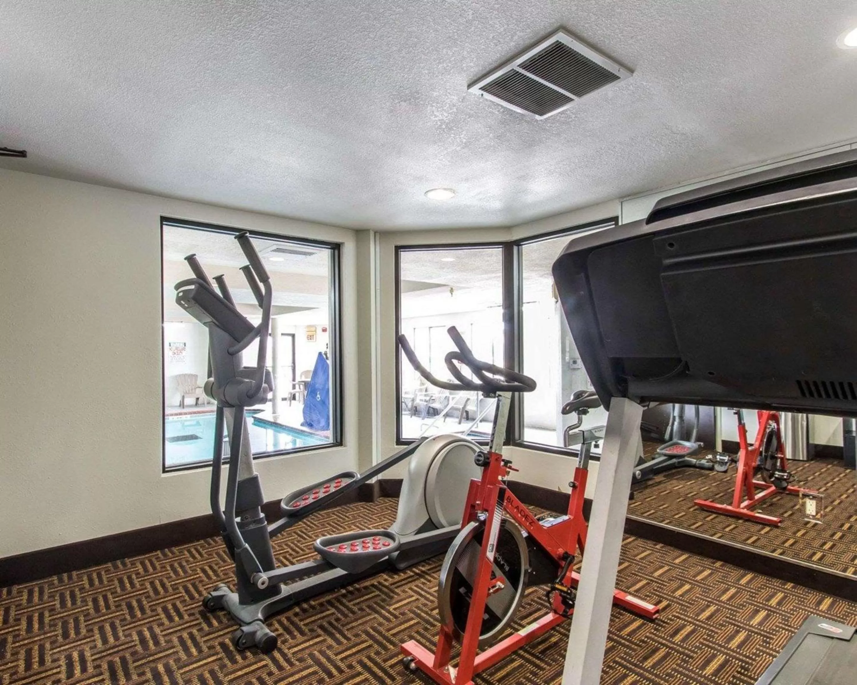 Fitness centre/facilities in The Douillet by Demeure Hotels