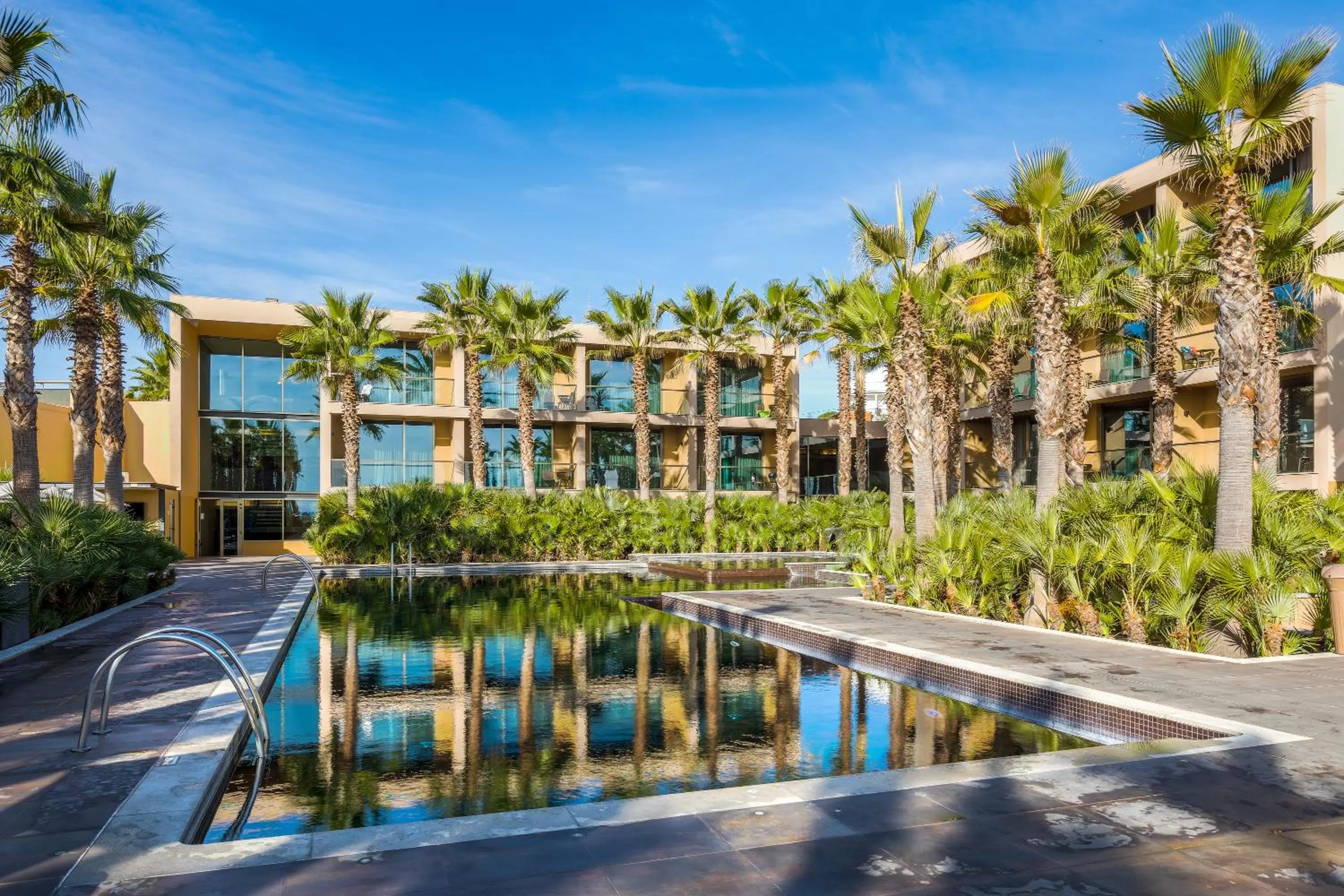 Swimming pool in AP Lago Montargil - Conference & SPA