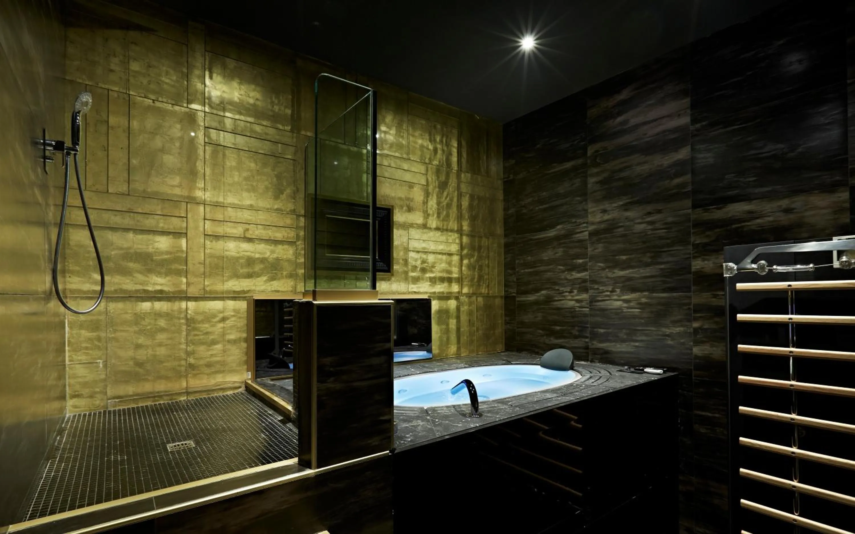 Bathroom in Spagna Royal Suite