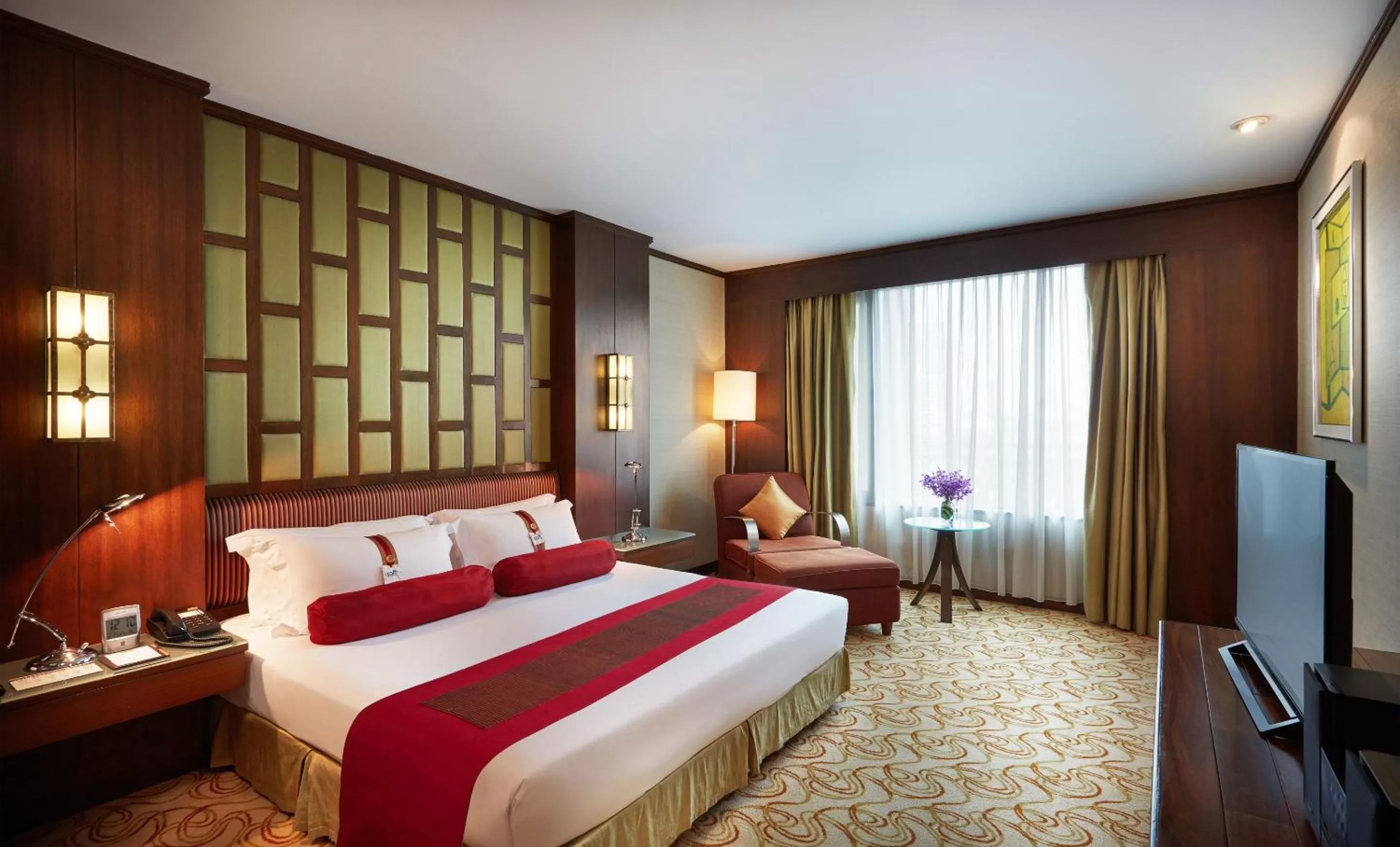 Superior Room (Main Wing) in The Davis Bangkok