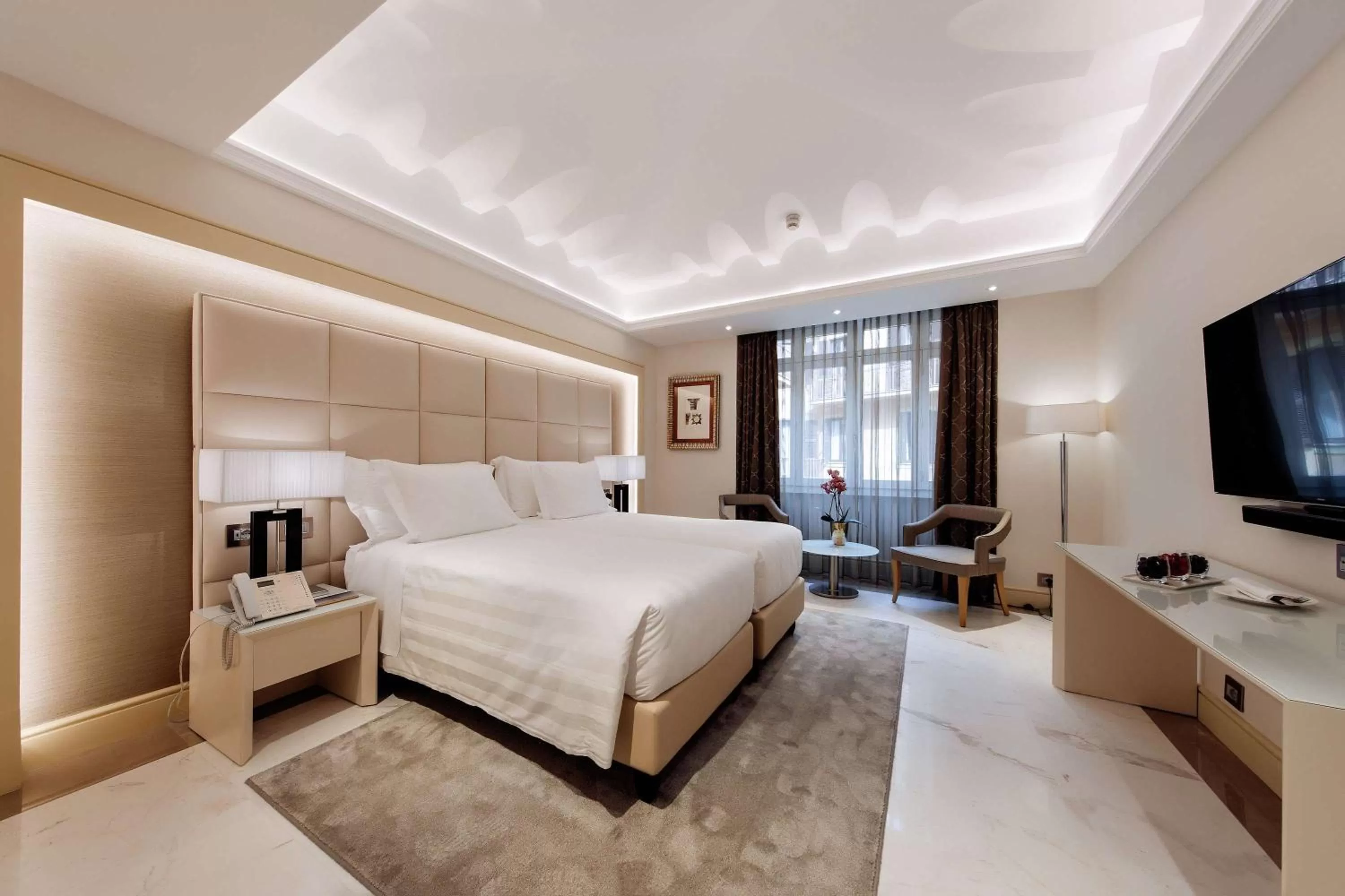 Bed in Aleph Rome Hotel, Curio Collection By Hilton