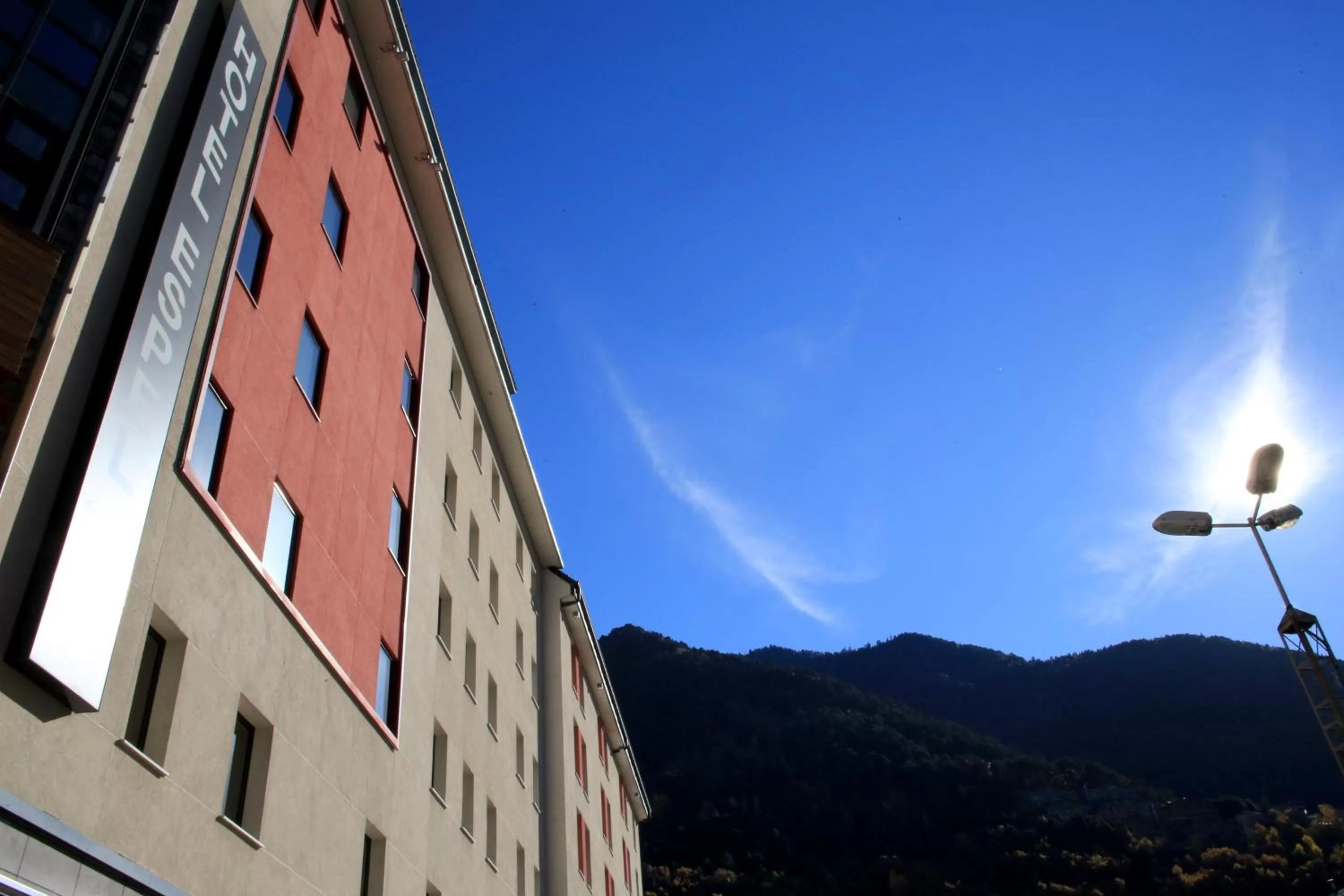 Facade/entrance in Espel