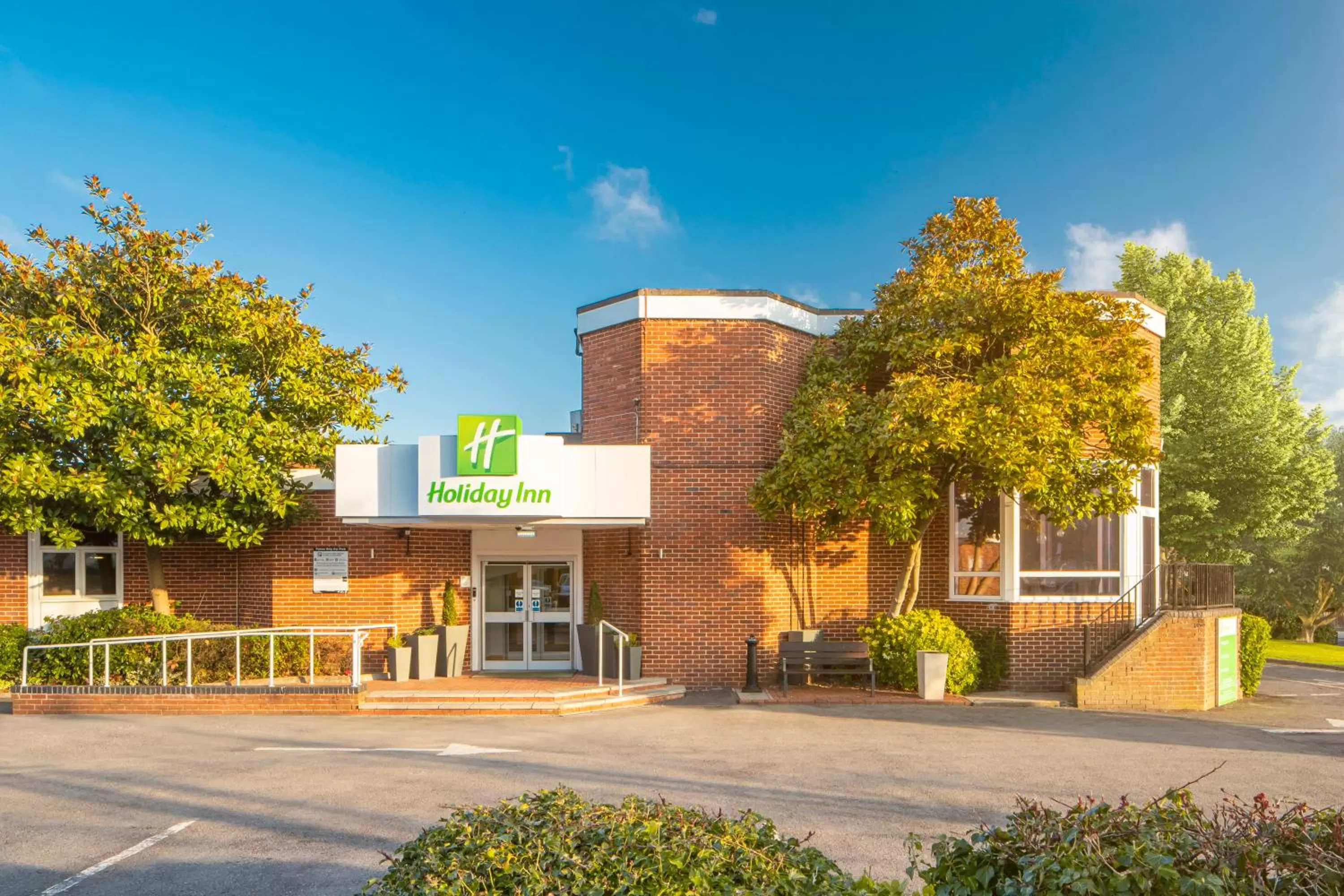 Holiday Inn Basingstoke by IHG