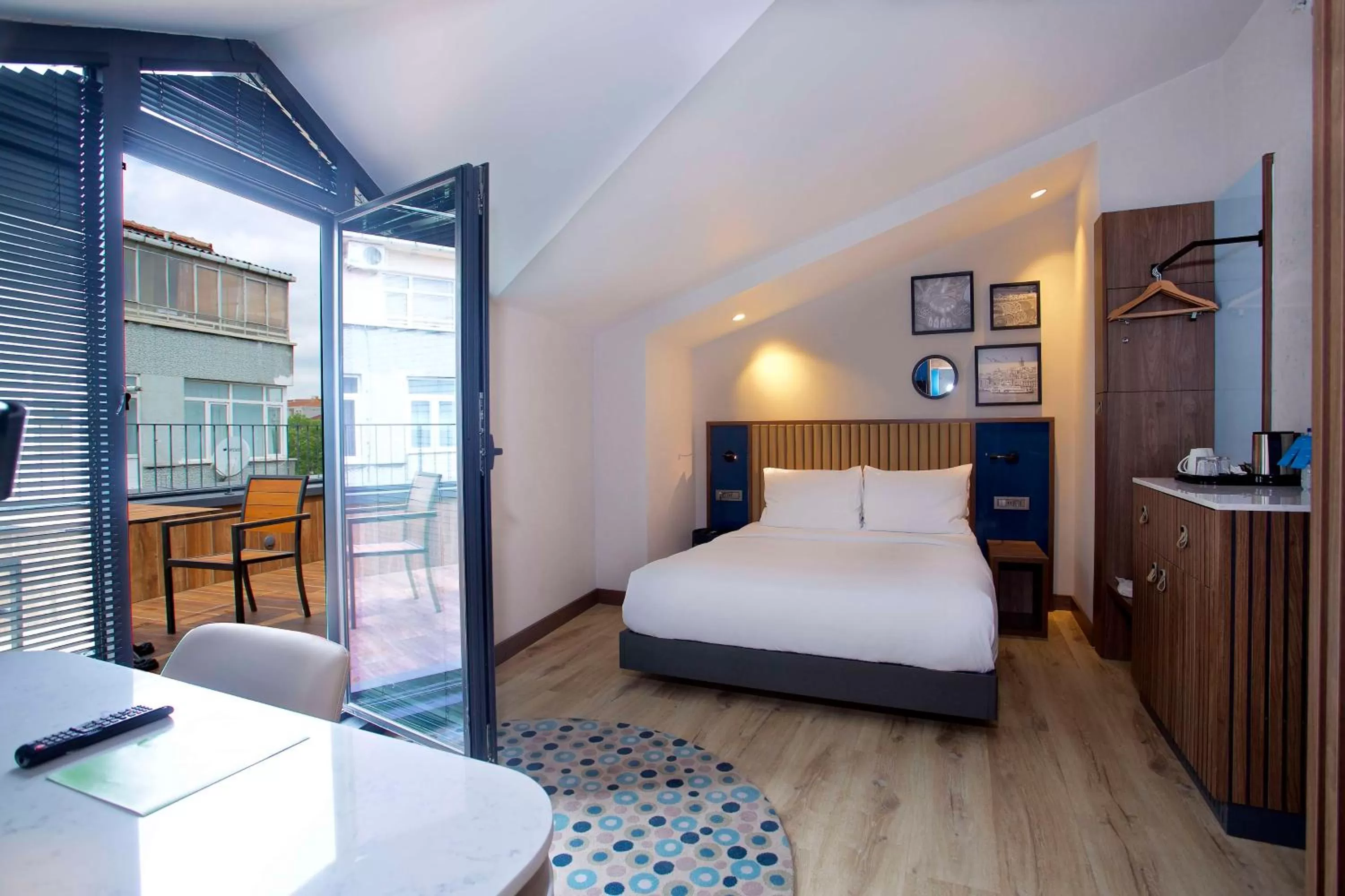 Bed in Hampton By Hilton Istanbul Old City