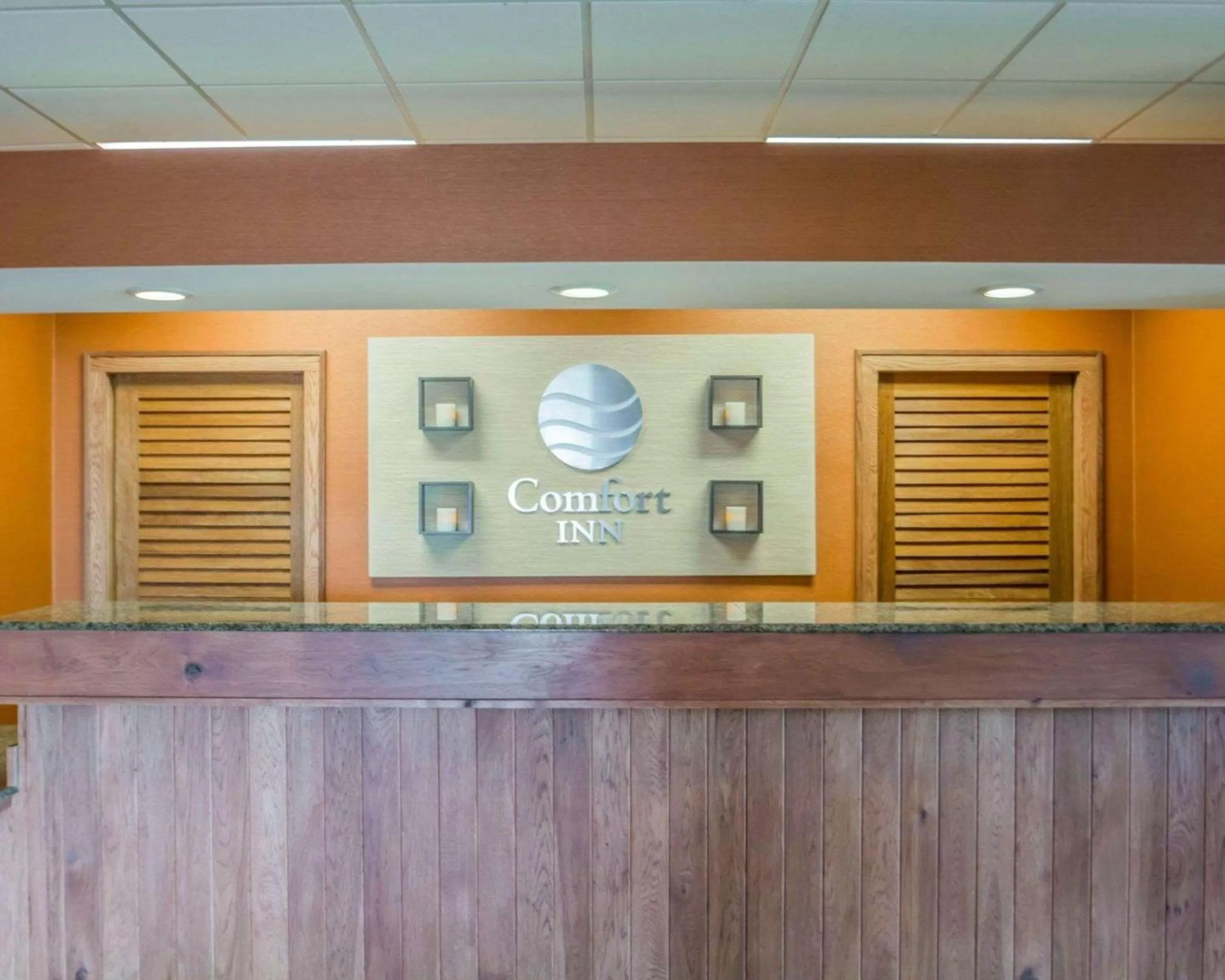 Lobby or reception in Comfort Inn - NYS Fairgrounds