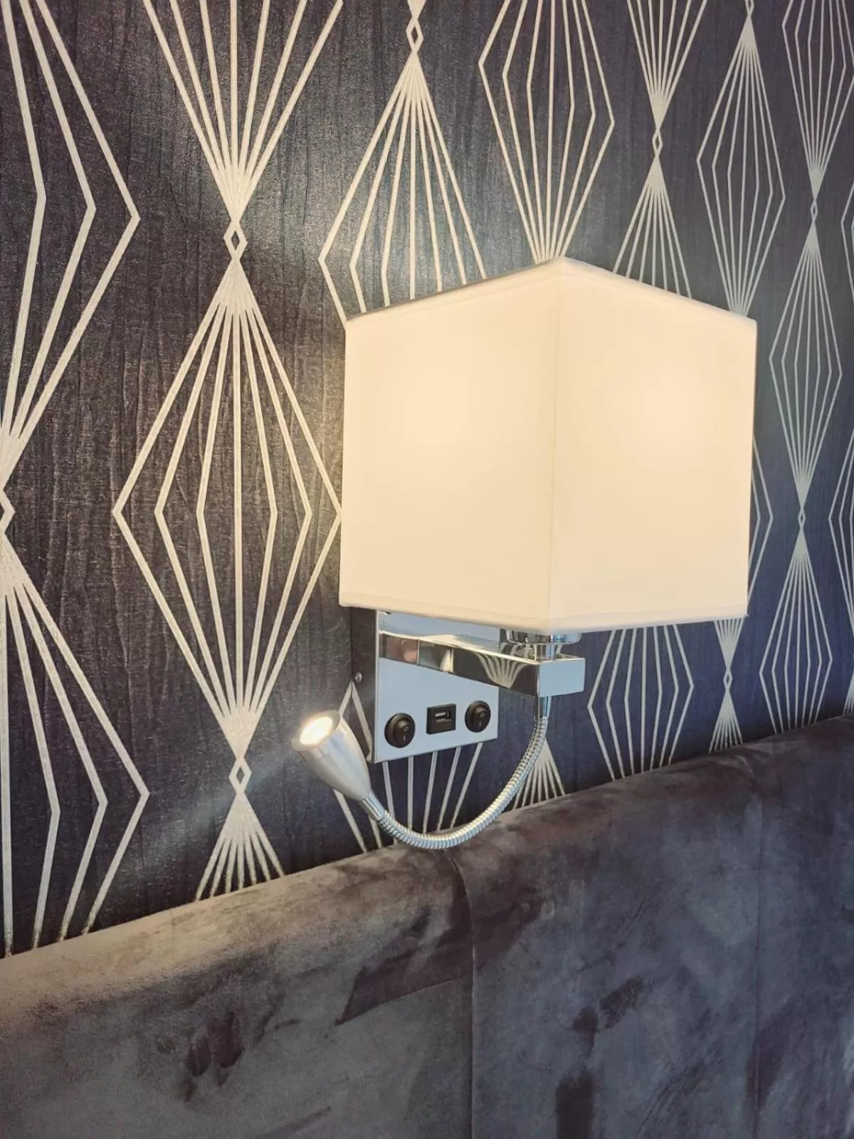 hair dresser in Mentone Hotel