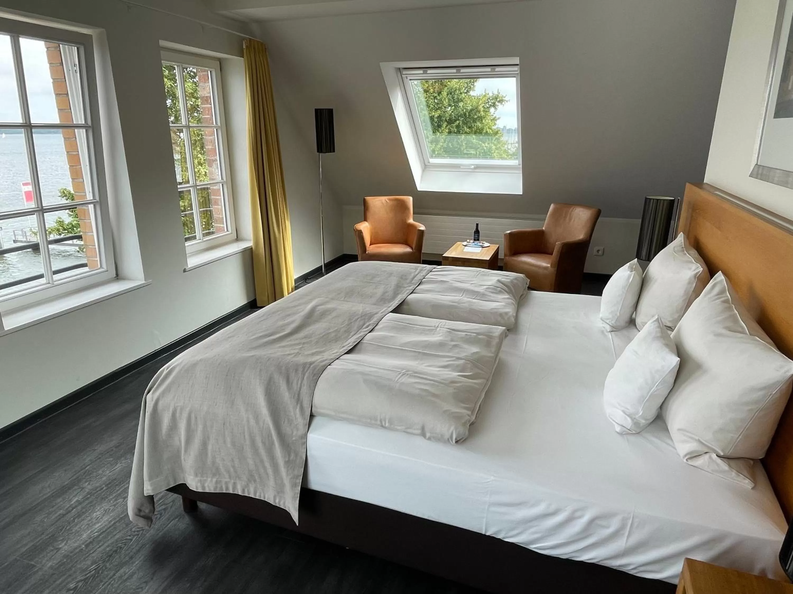 Bedroom, Bed in Hotel Hafenresidenz Stralsund