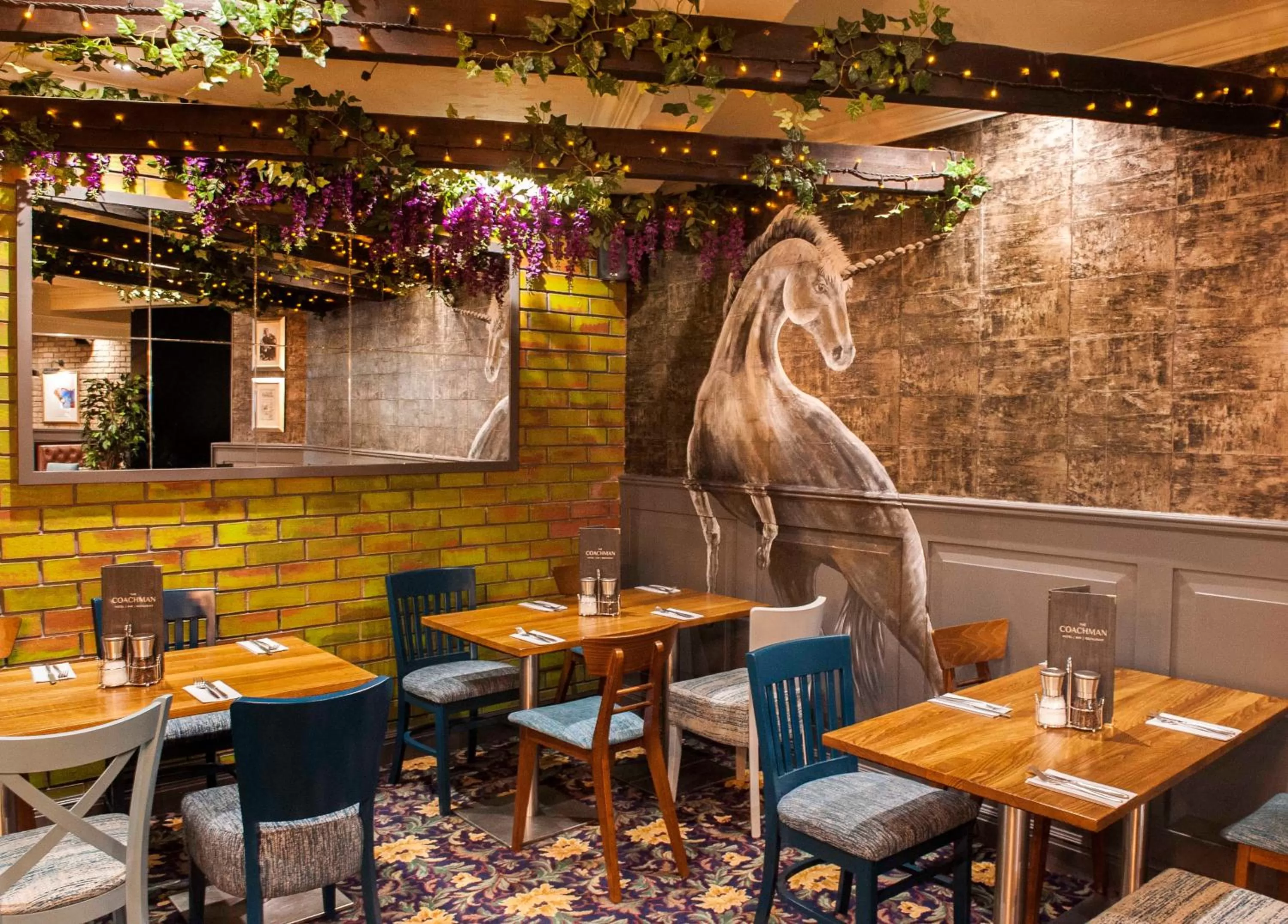 Restaurant/places to eat in The Coachman Hotel