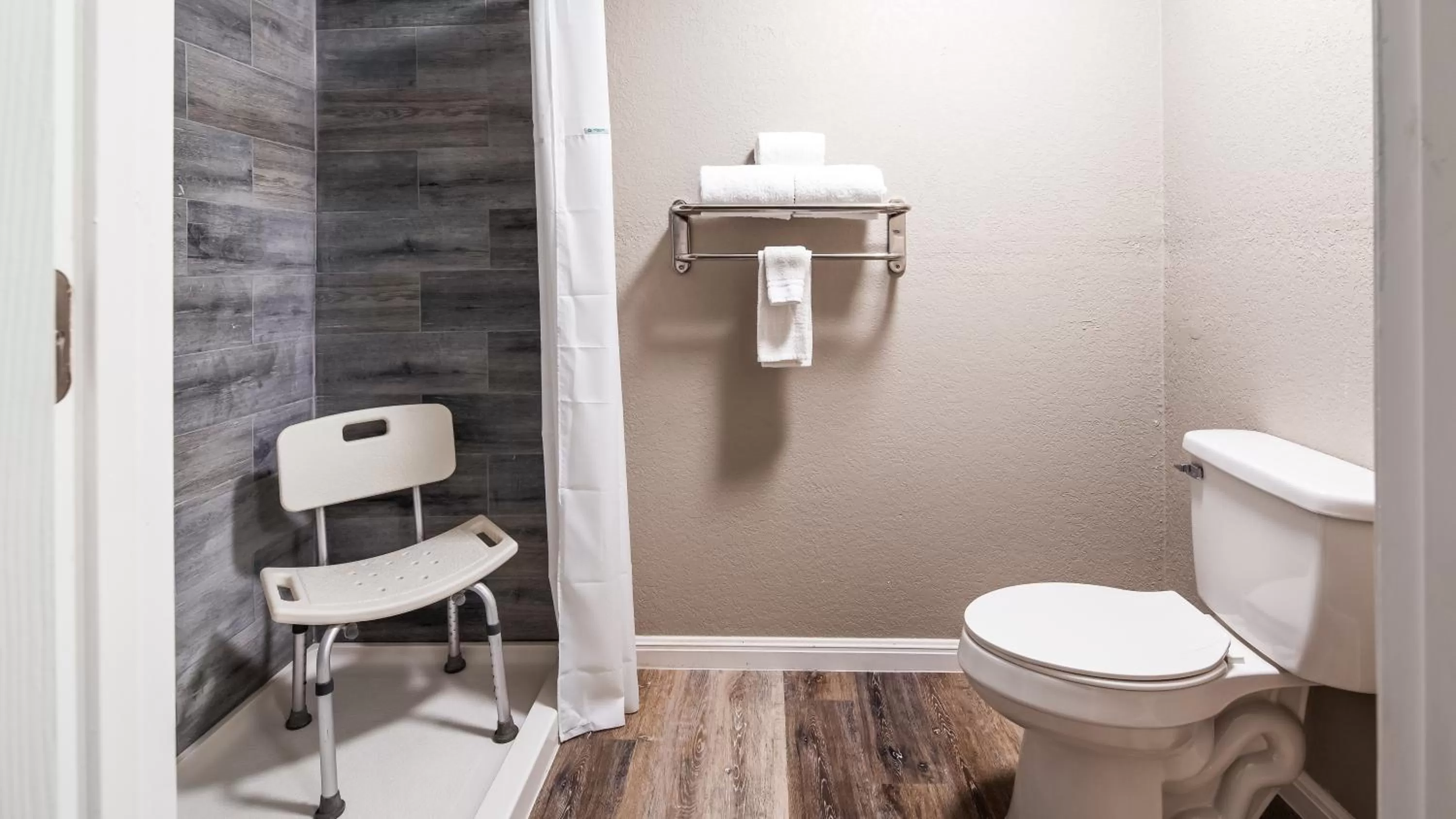 Bathroom in Travelodge by Wyndham San Antonio Downtown Northeast