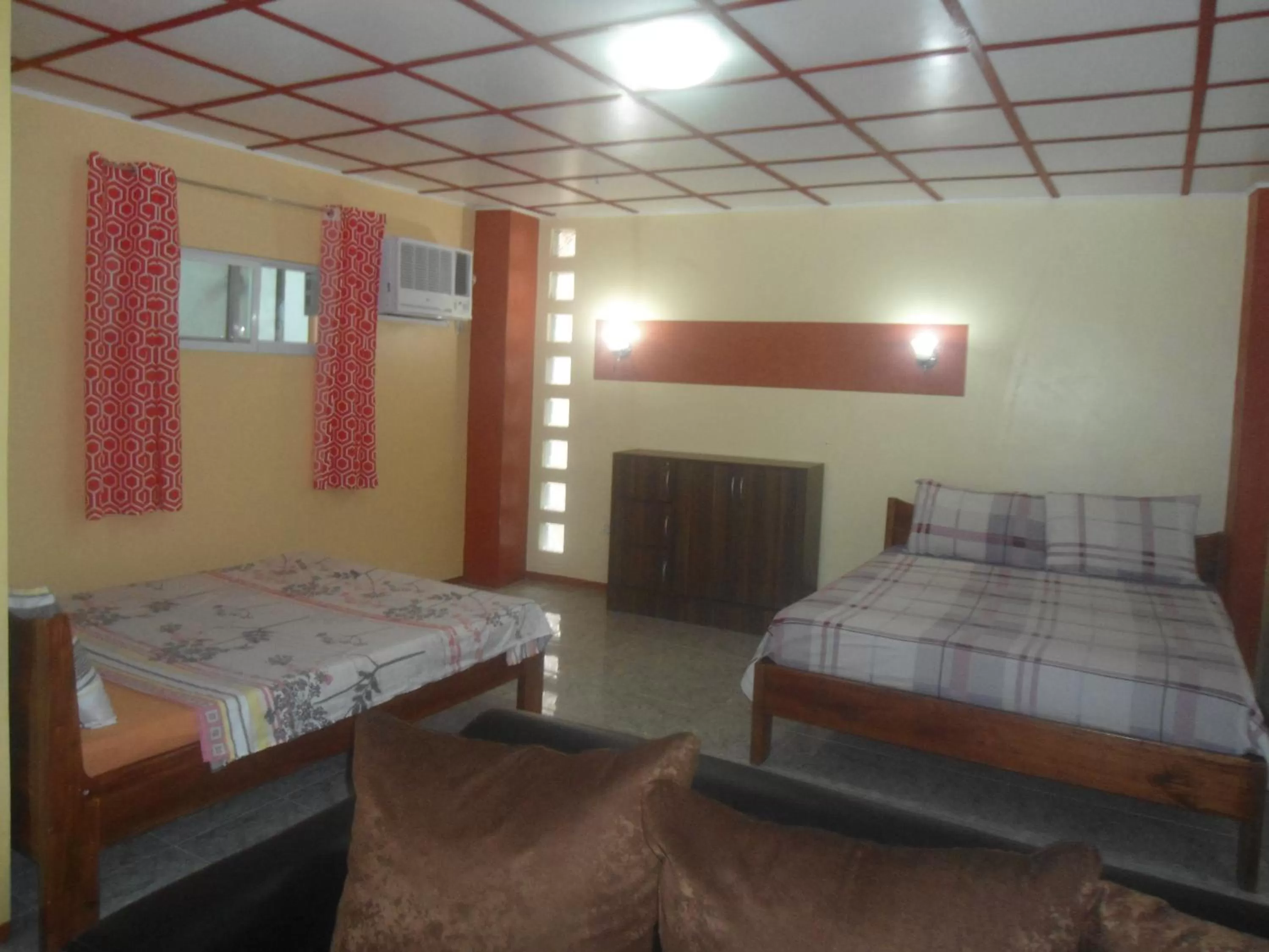 Photo of the whole room, Bed in Menchu's Pension House