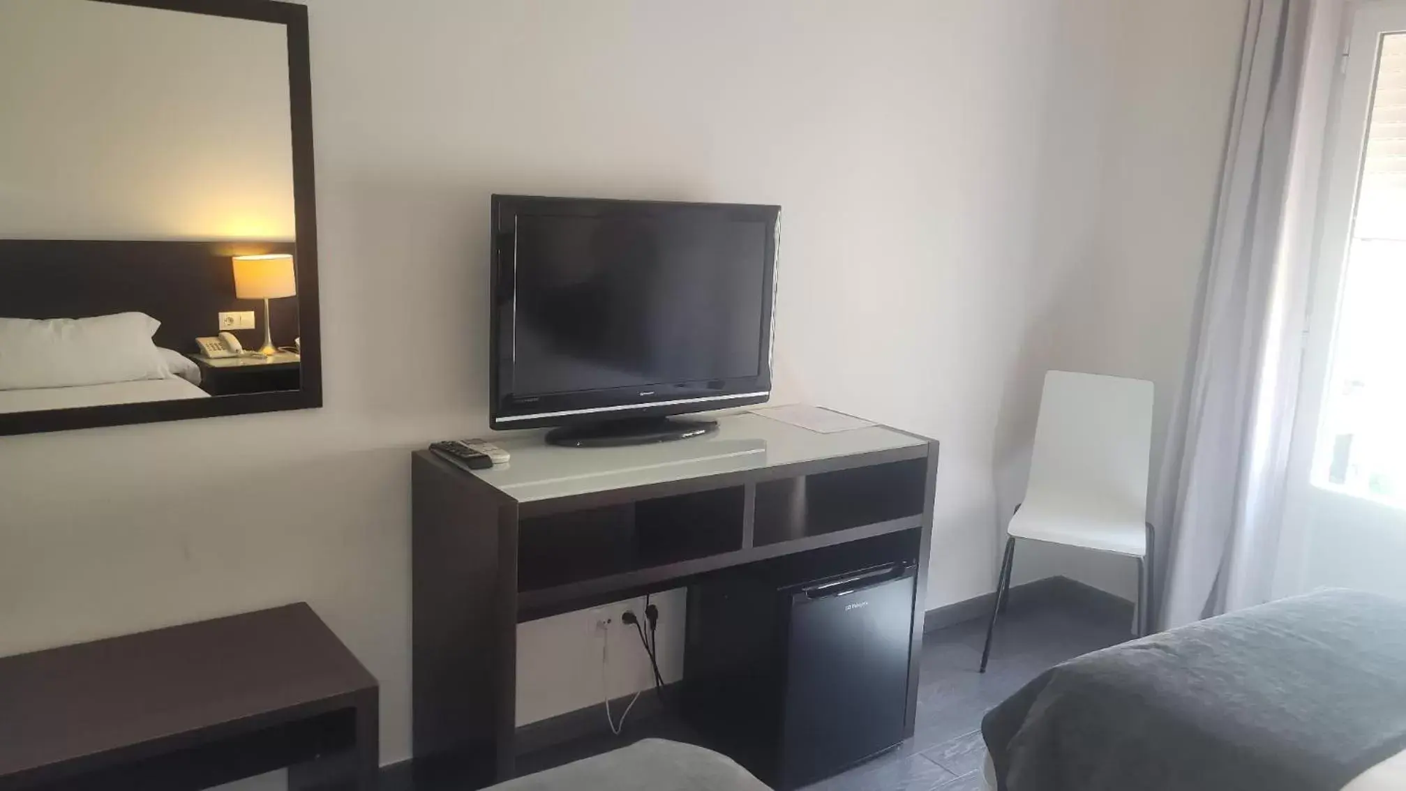 Superior Twin Room in Hotel Madrid de Sevilla by SHS Superior Twin Room in Hotel Madrid de Sevilla by SHS