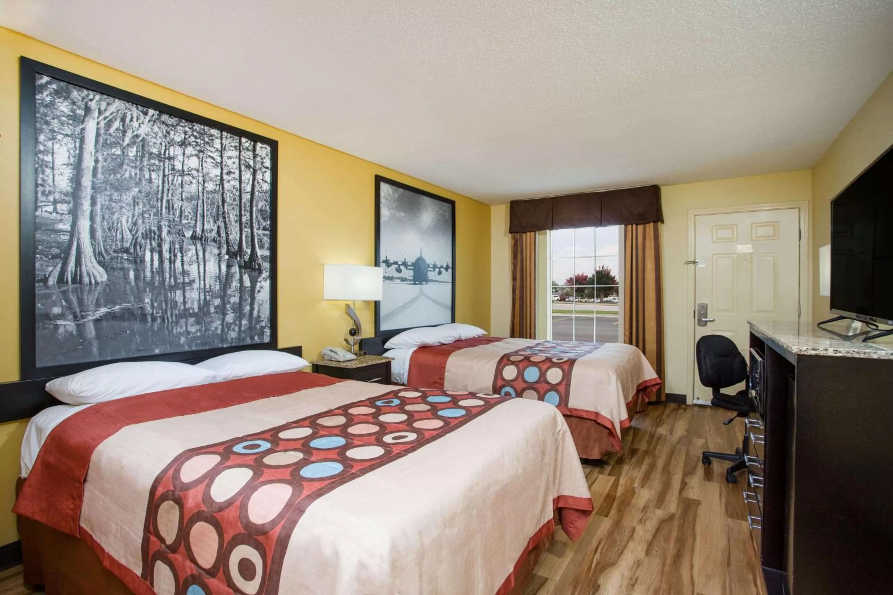 Photo of the whole room, Bed in Super 8 by Wyndham Garner/Clayton/Raleigh