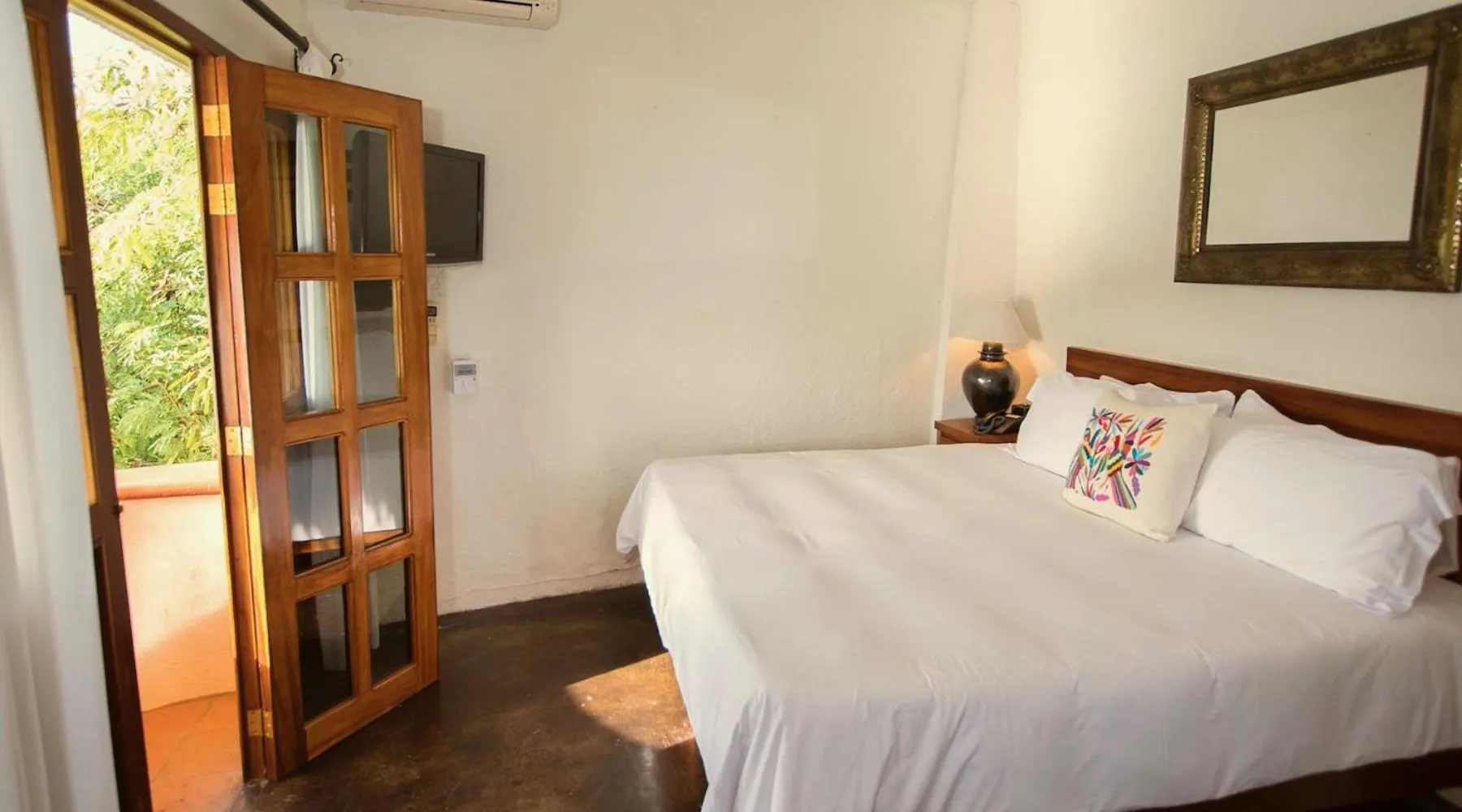 Bedroom, Bed in Villas Carrizalillo