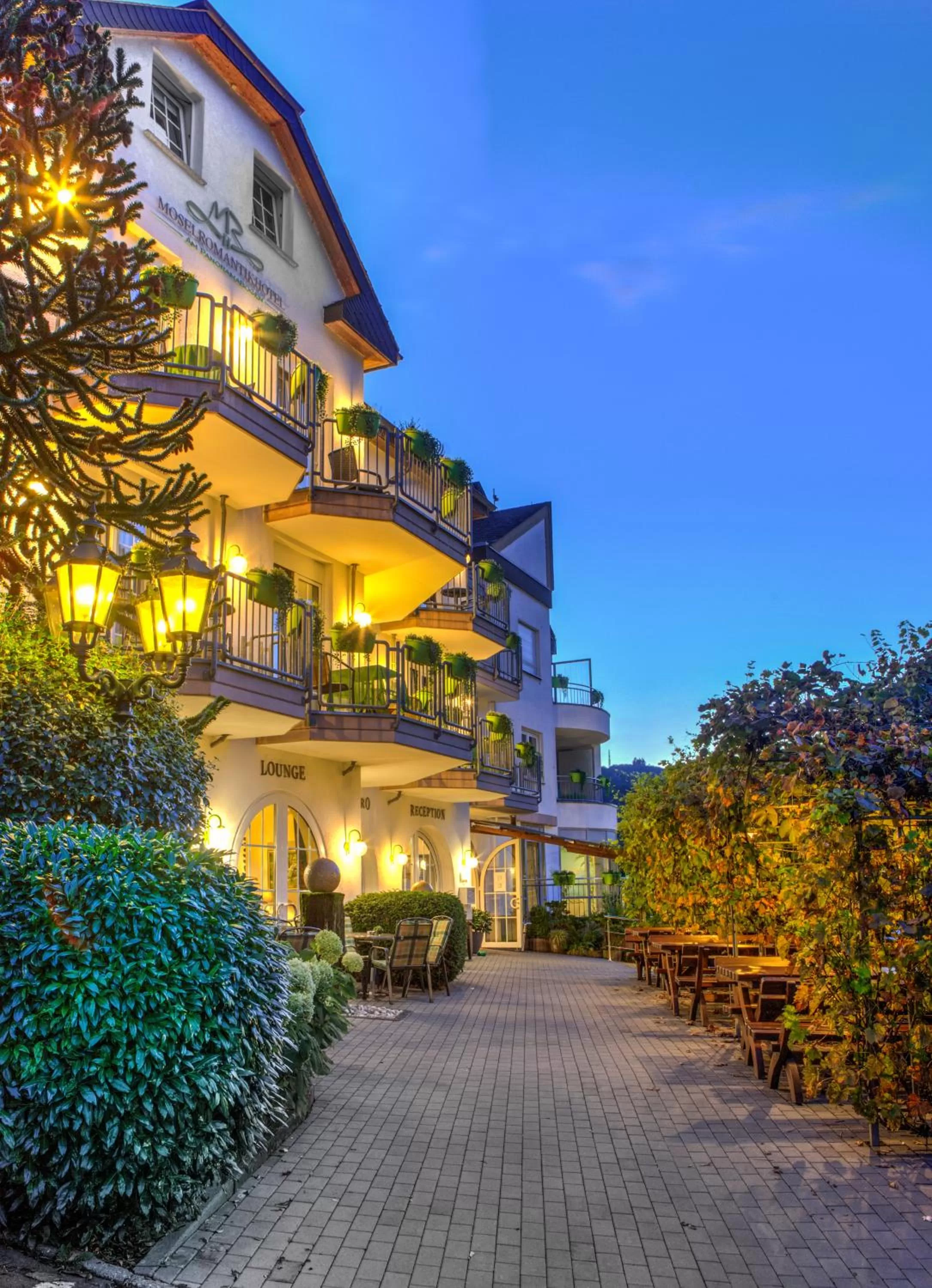 Property building in Moselromantik Hotel Am Panoramabogen