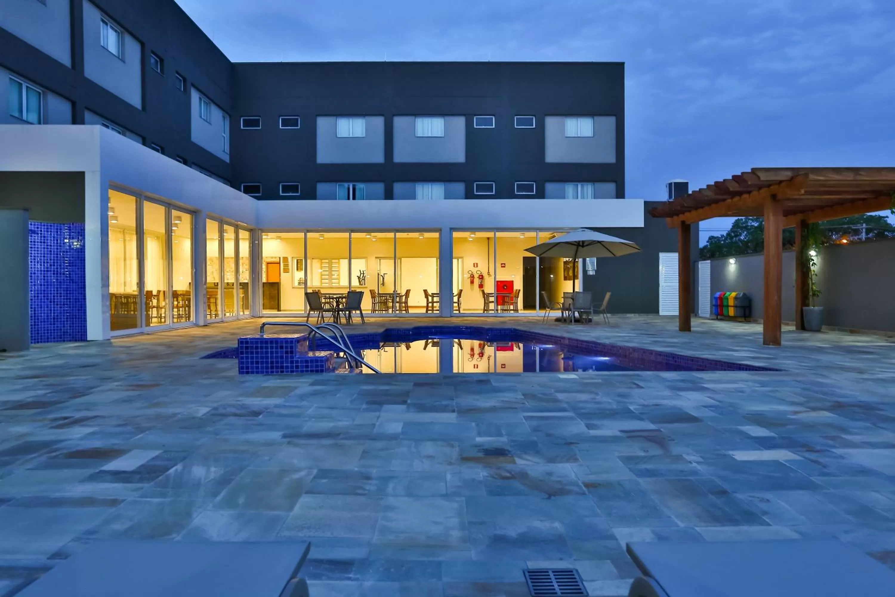 Property building in Comfort Mogi Guaçu