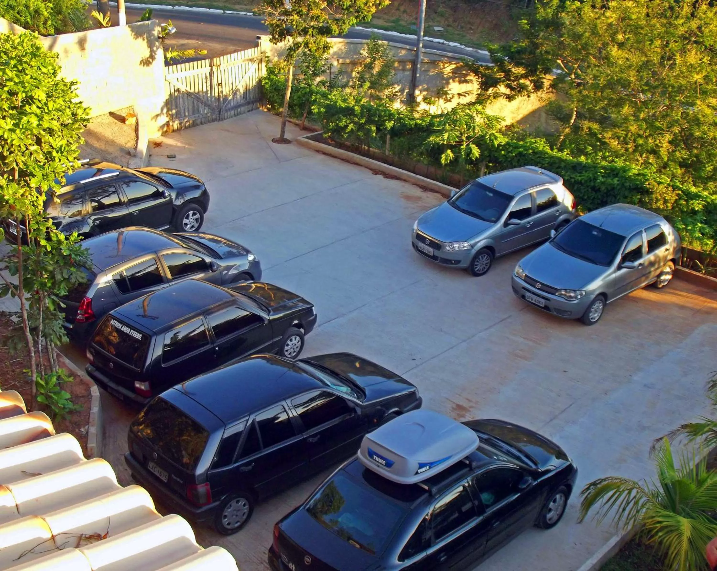 Parking in pousada CASA 29 BÚZIOS