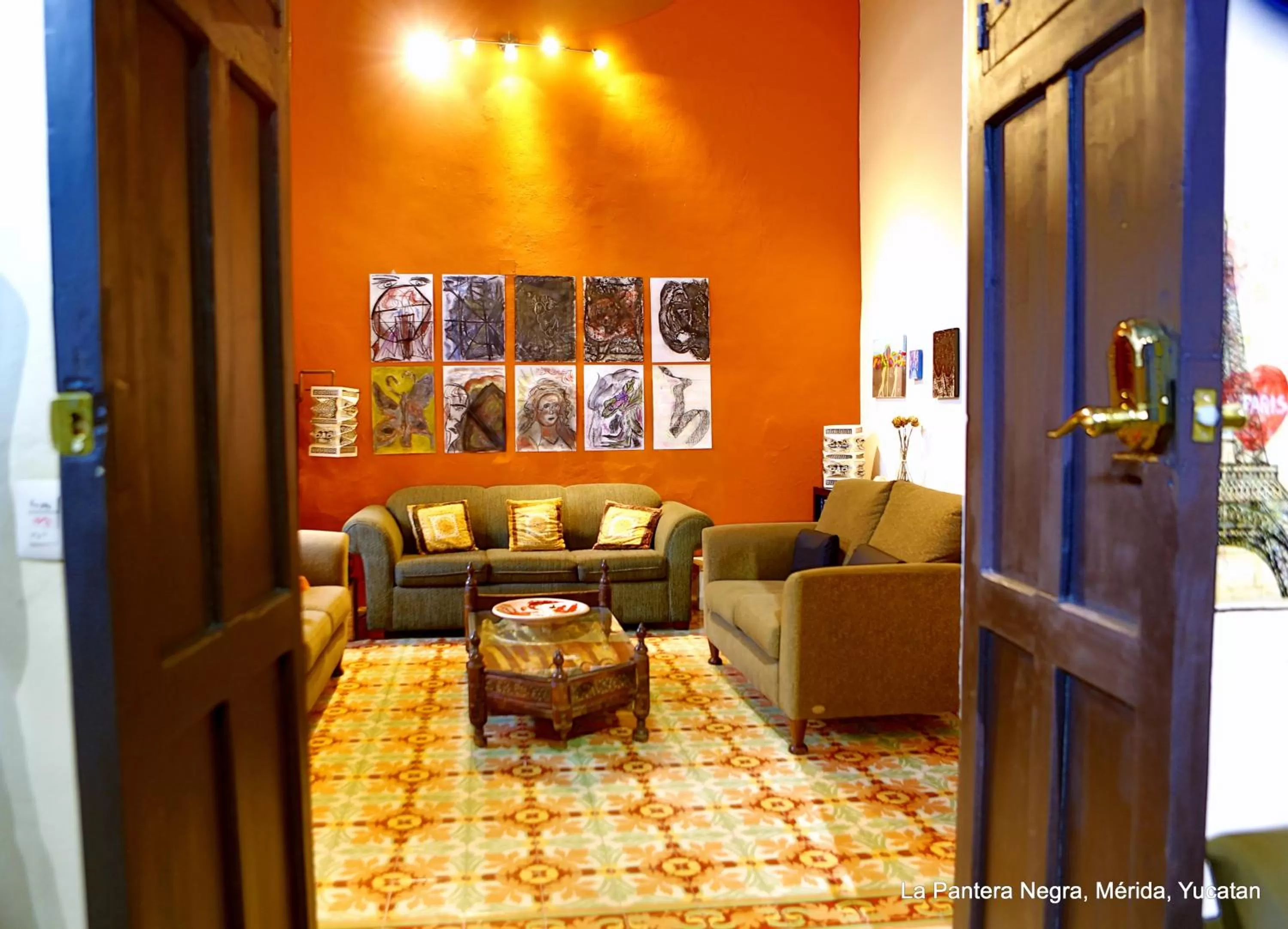 Living room, Seating Area in La Pantera Negra